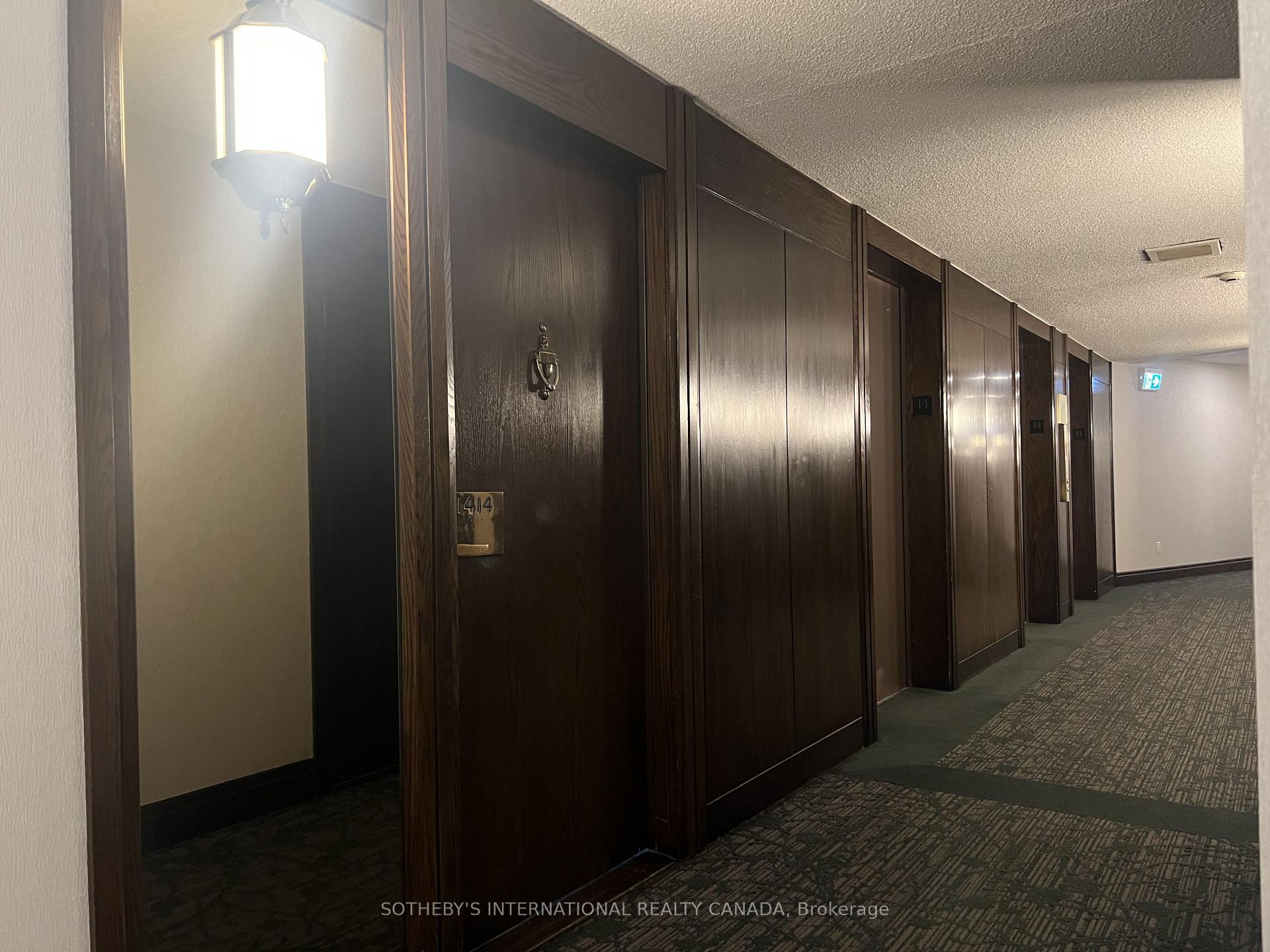 55 Harbour Square 1414