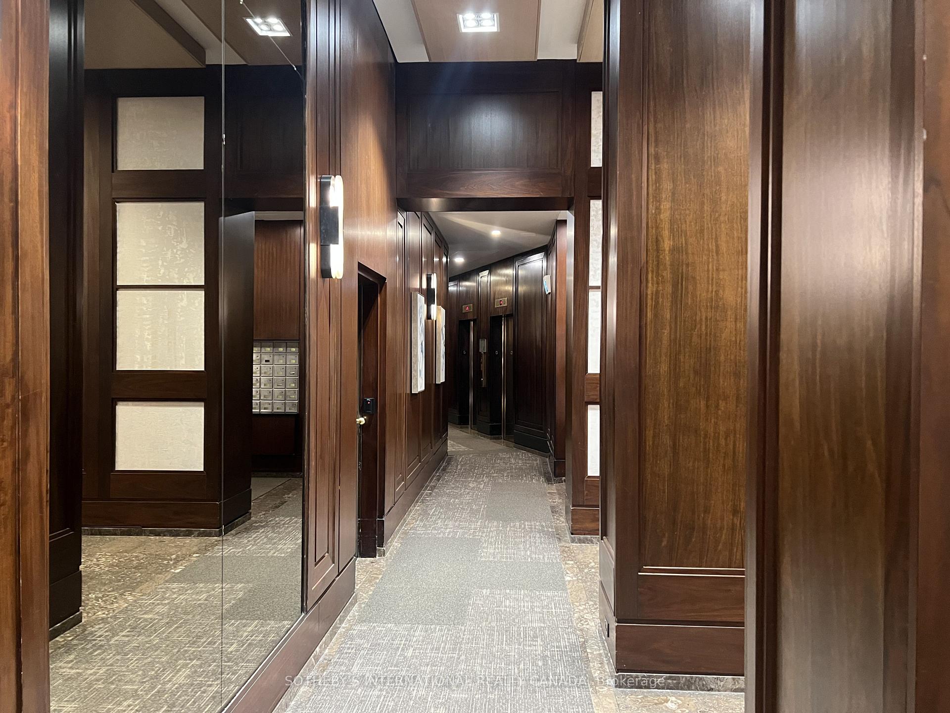 55 Harbour Square 1414