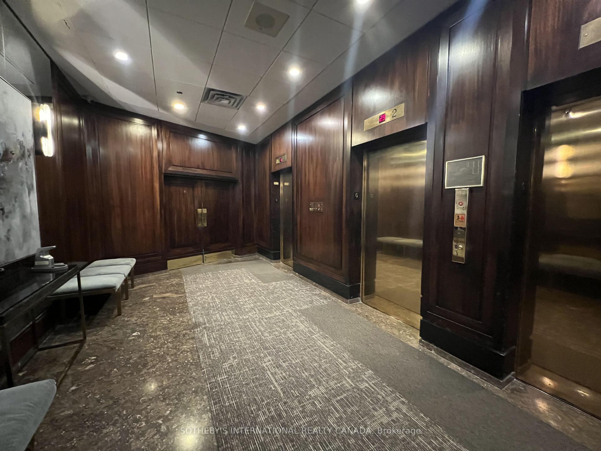 55 Harbour Square 1414