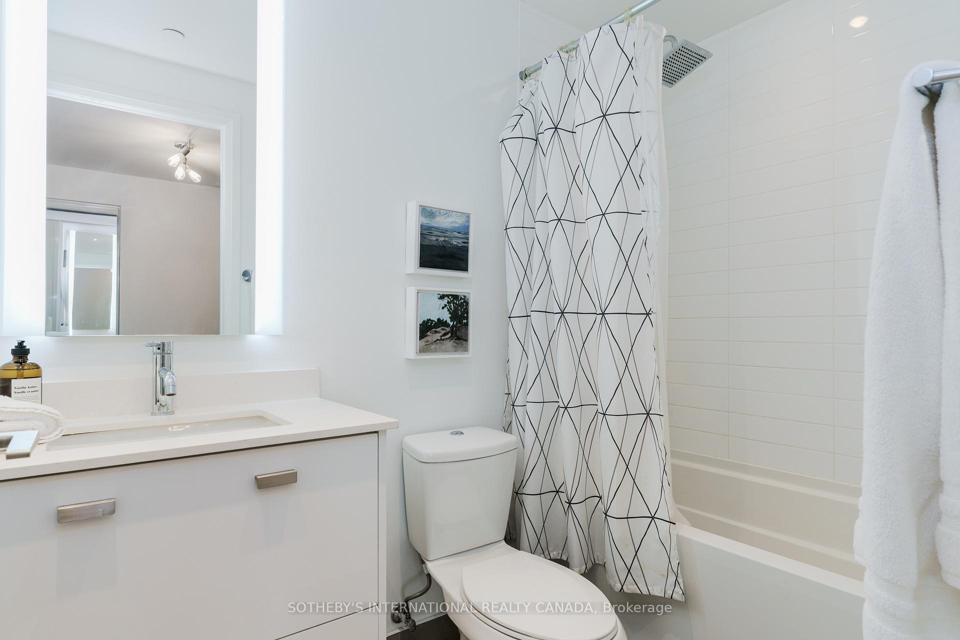 835 St Clair Avenue W 707