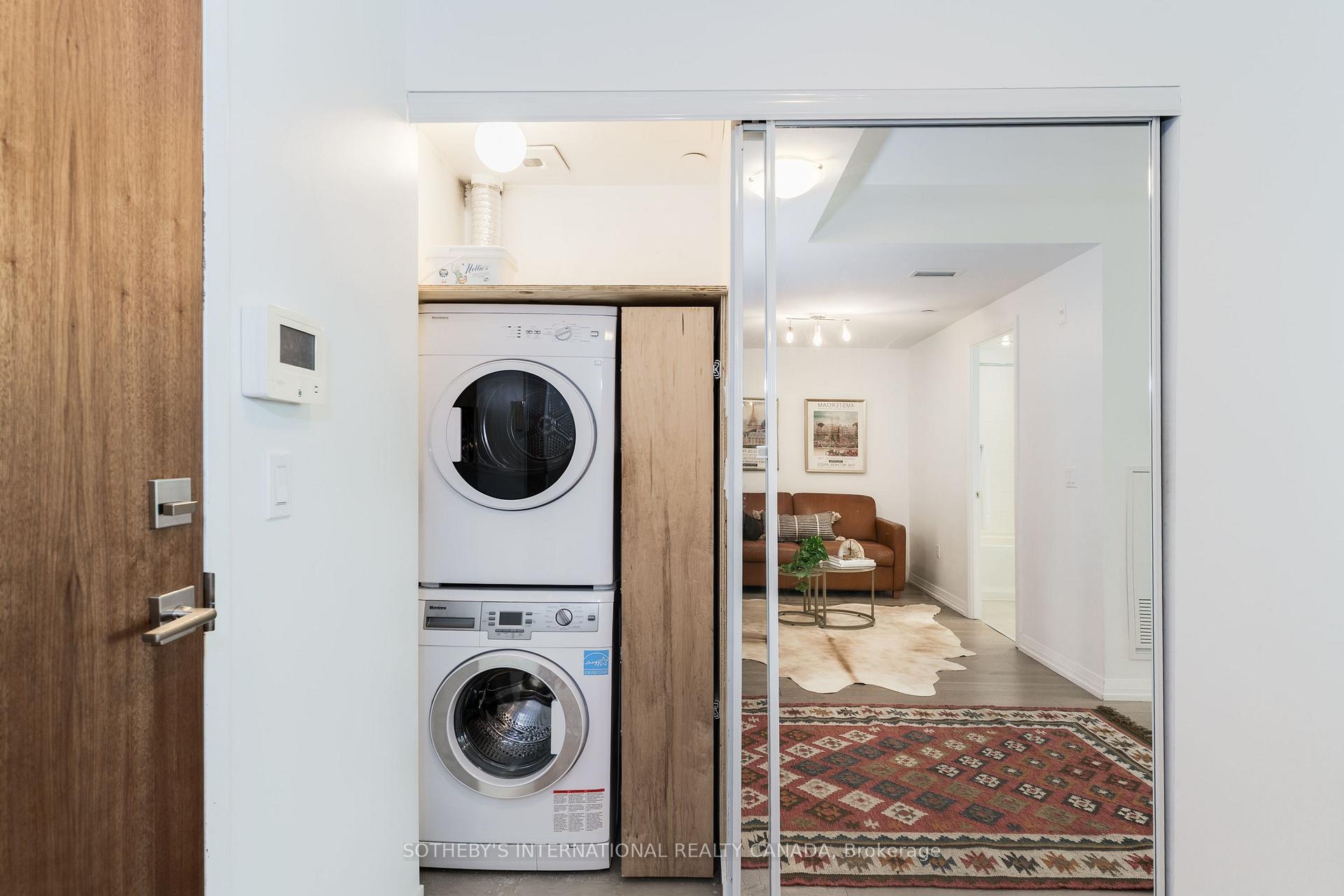 835 St Clair Avenue W 707