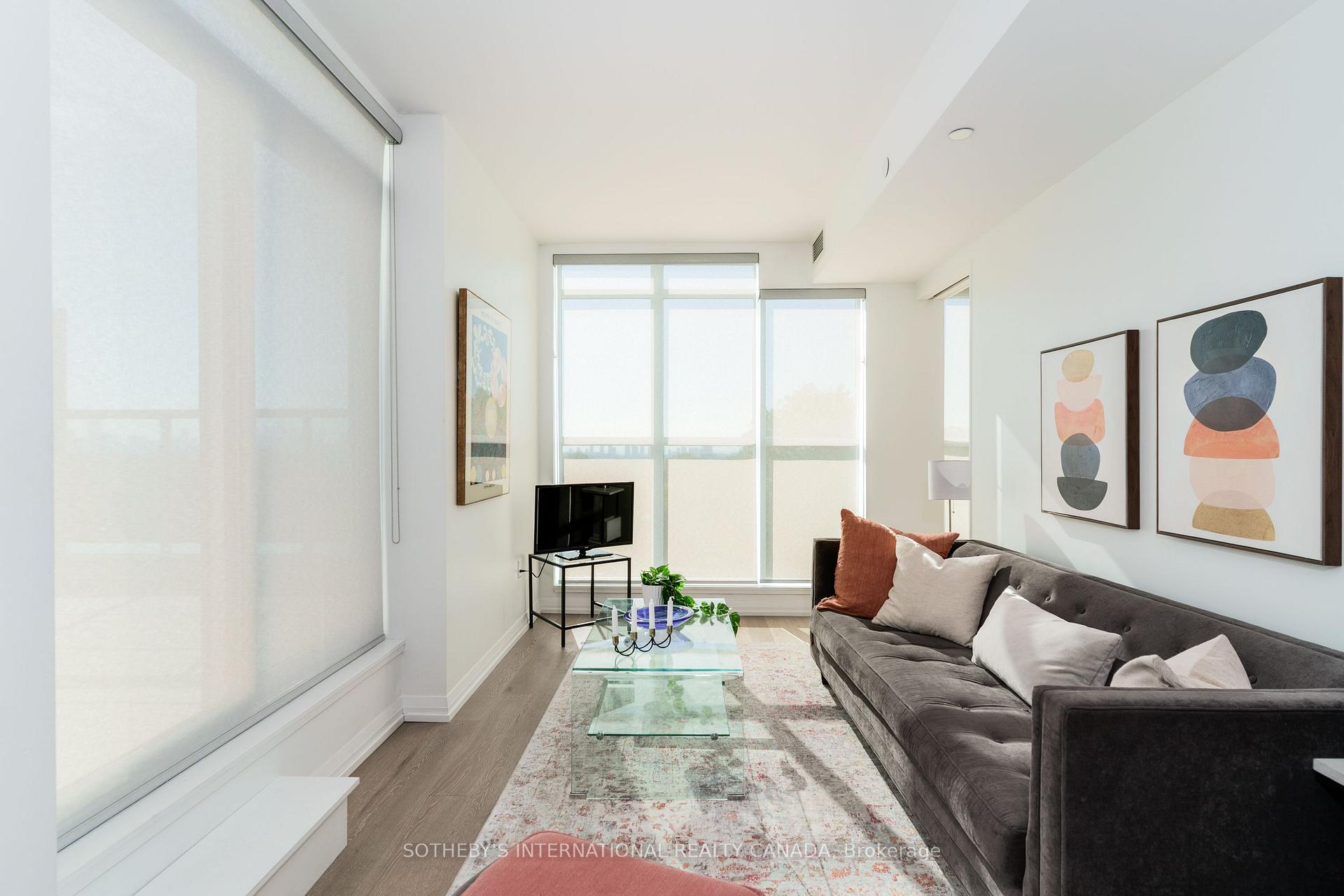 835 St Clair Avenue W 707