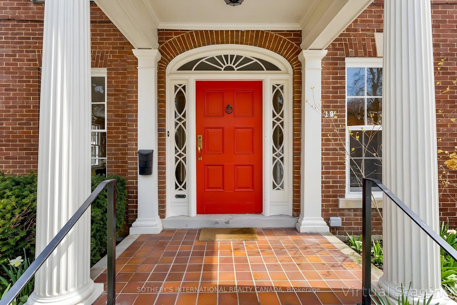 16 Rose Park Crescent