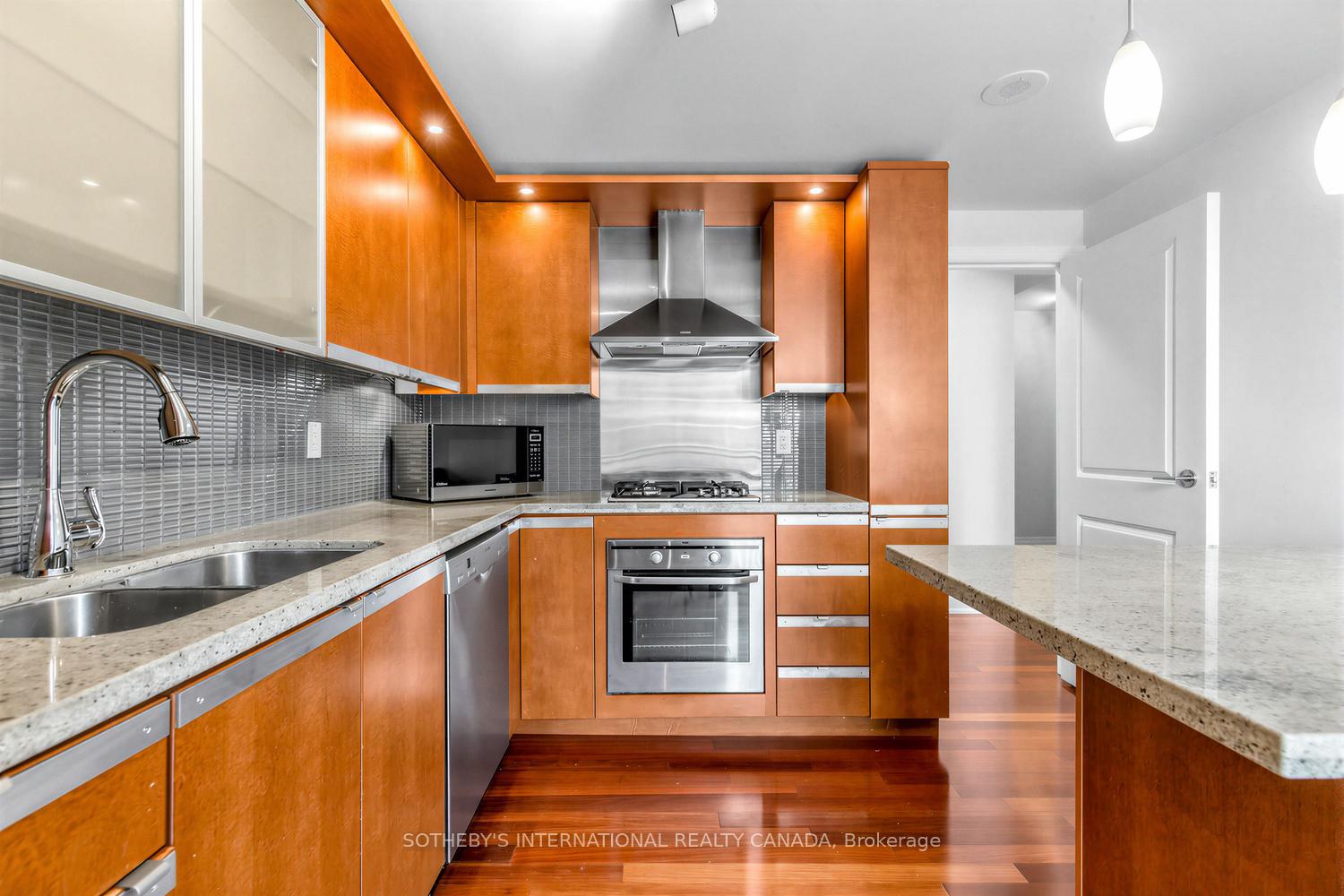 1430 Yonge Street 601