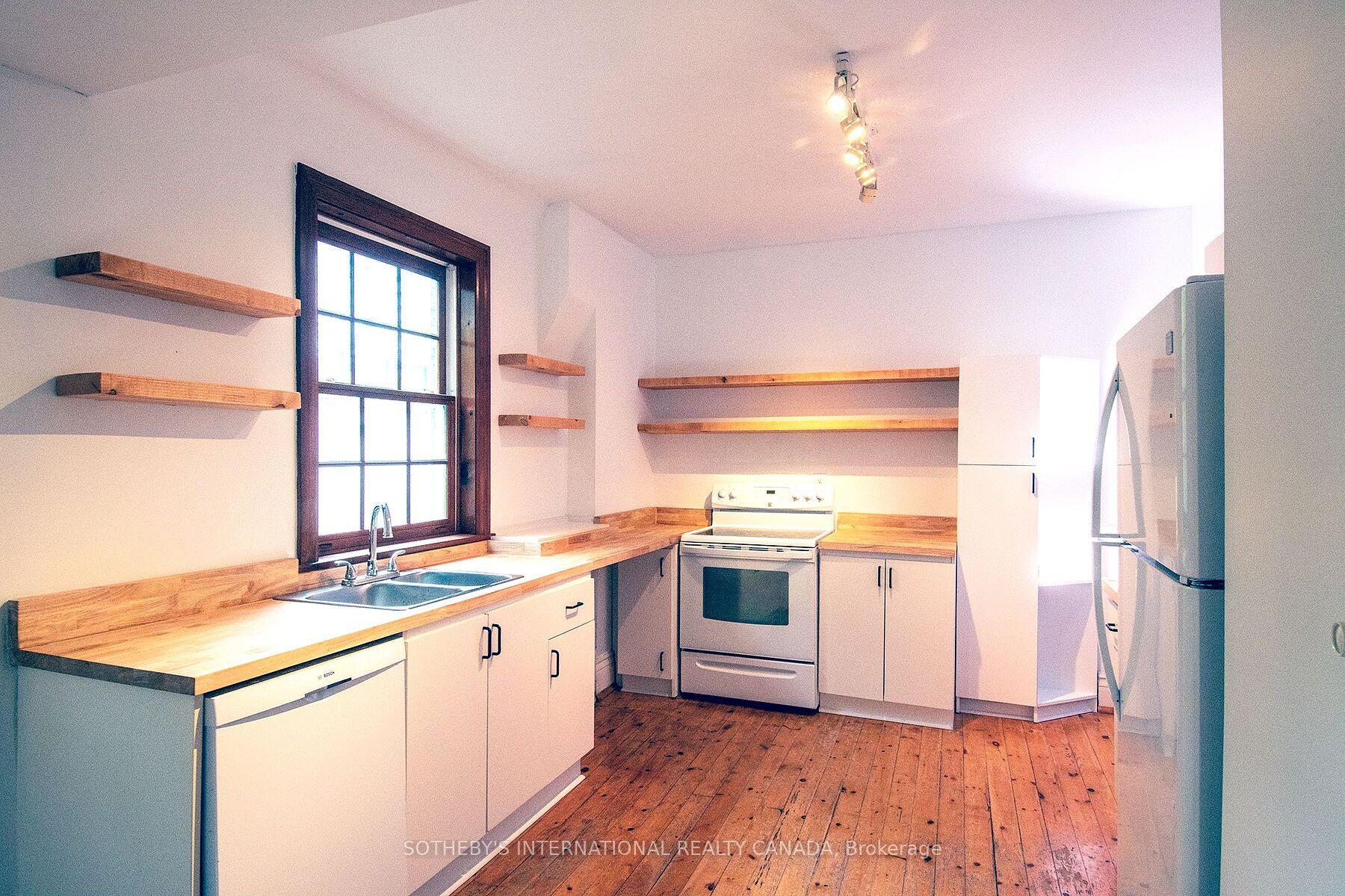 19 Melgund Road Upper