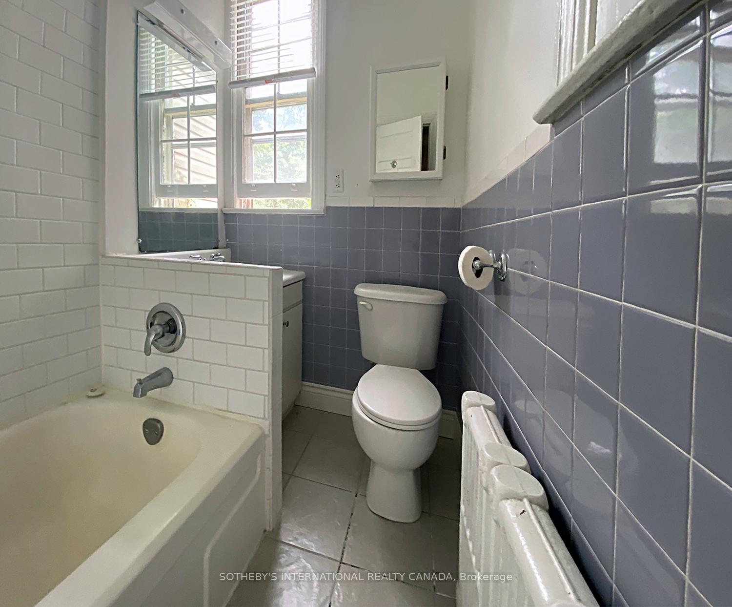 19 Melgund Road Upper