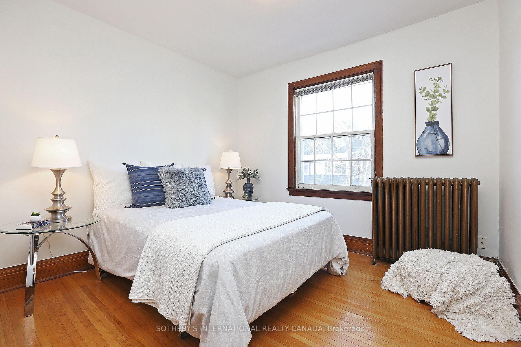 19 Melgund Road Upper