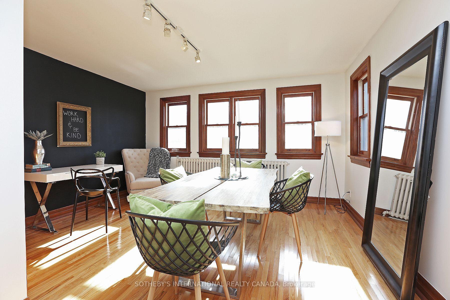 19 Melgund Road Upper