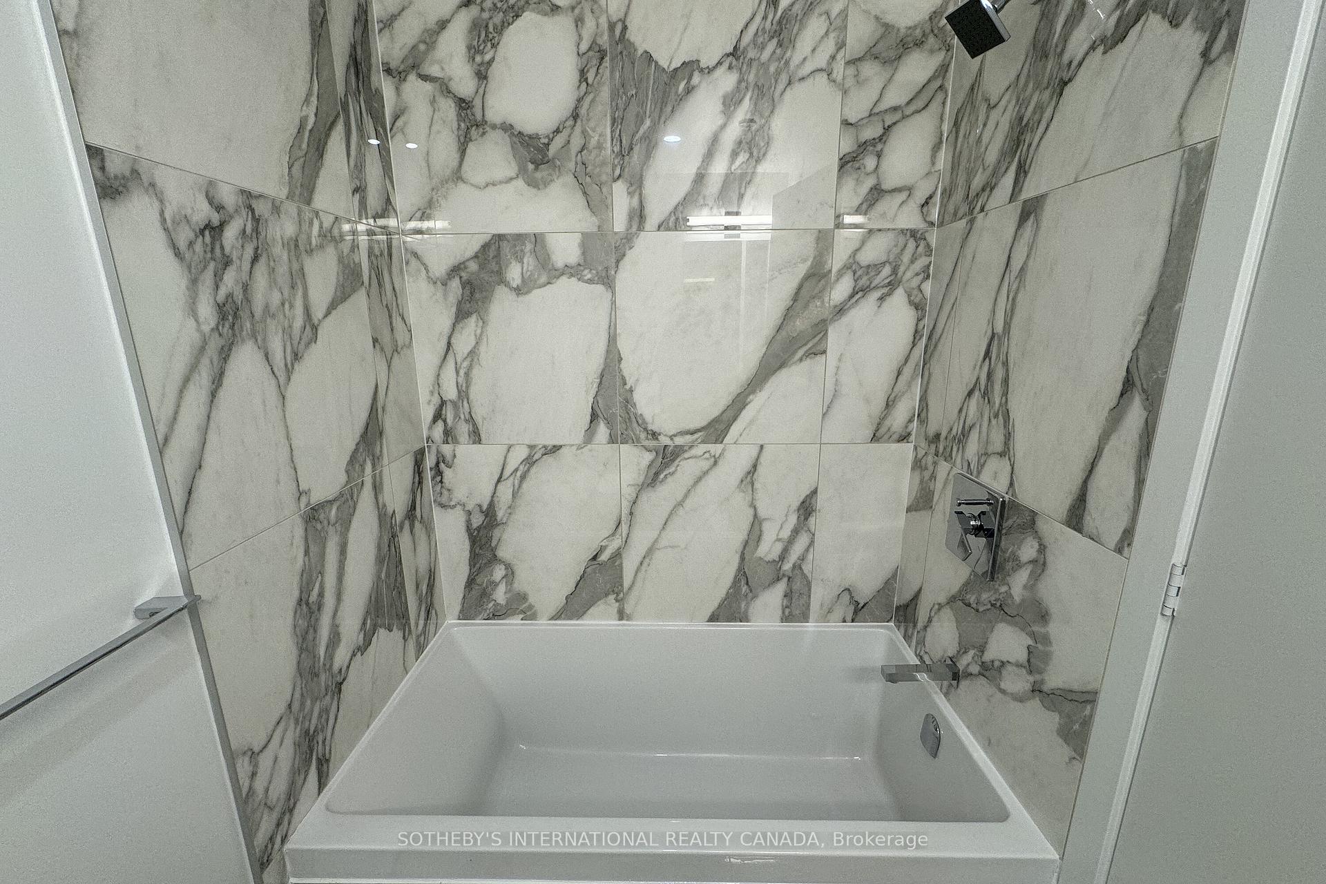 195 McCaul Street 507