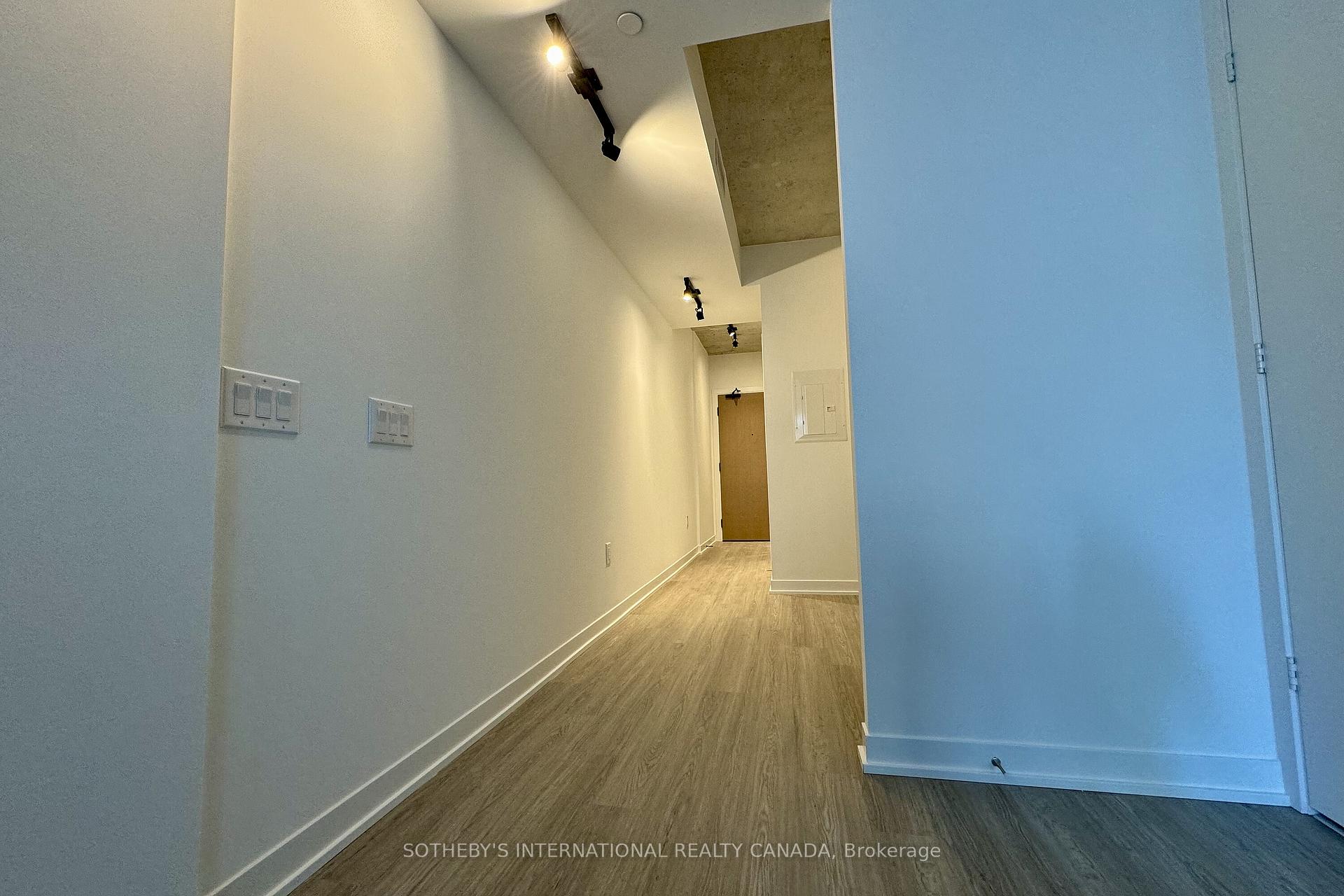 195 McCaul Street 507