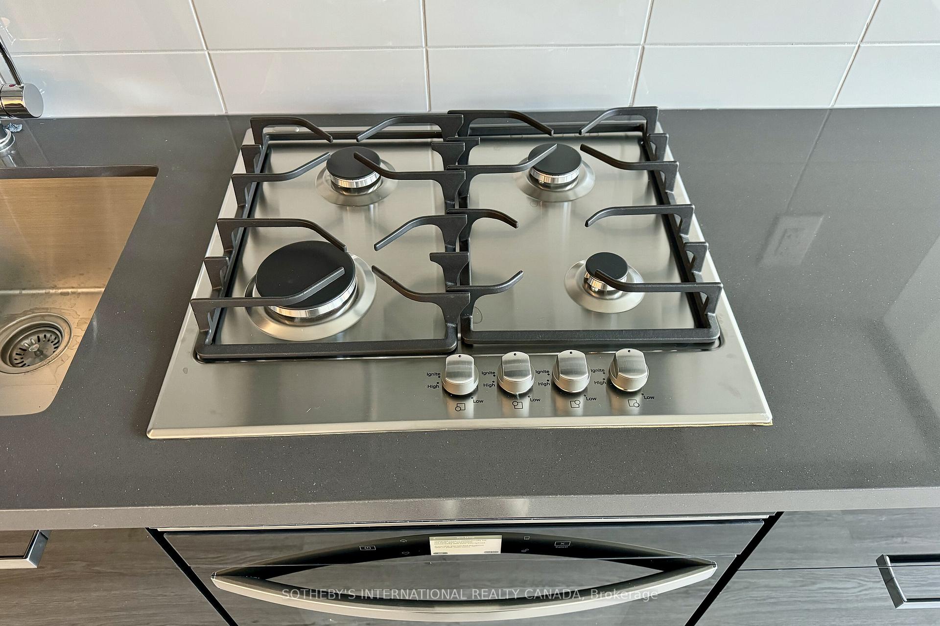 195 McCaul Street 507