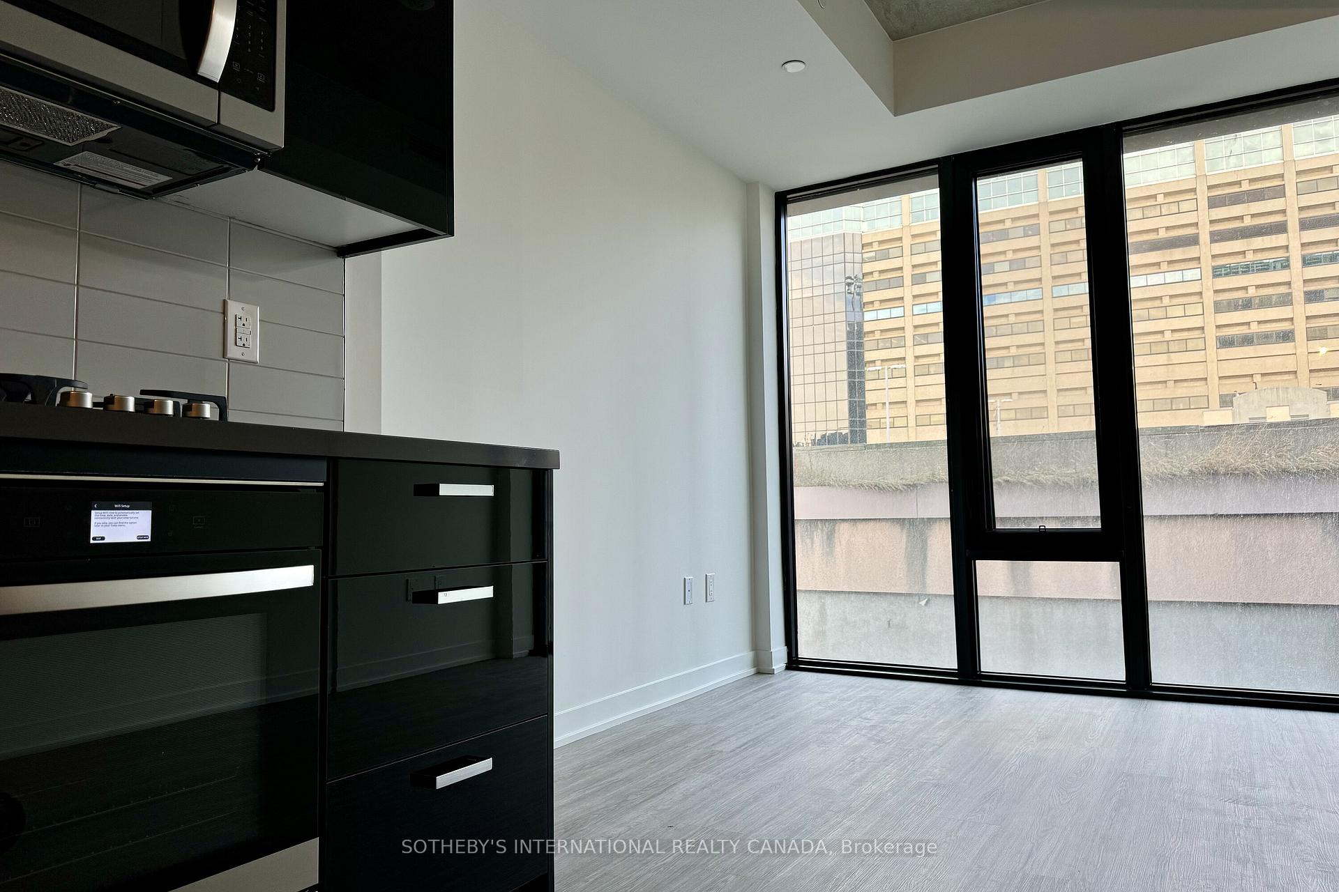 195 McCaul Street 507