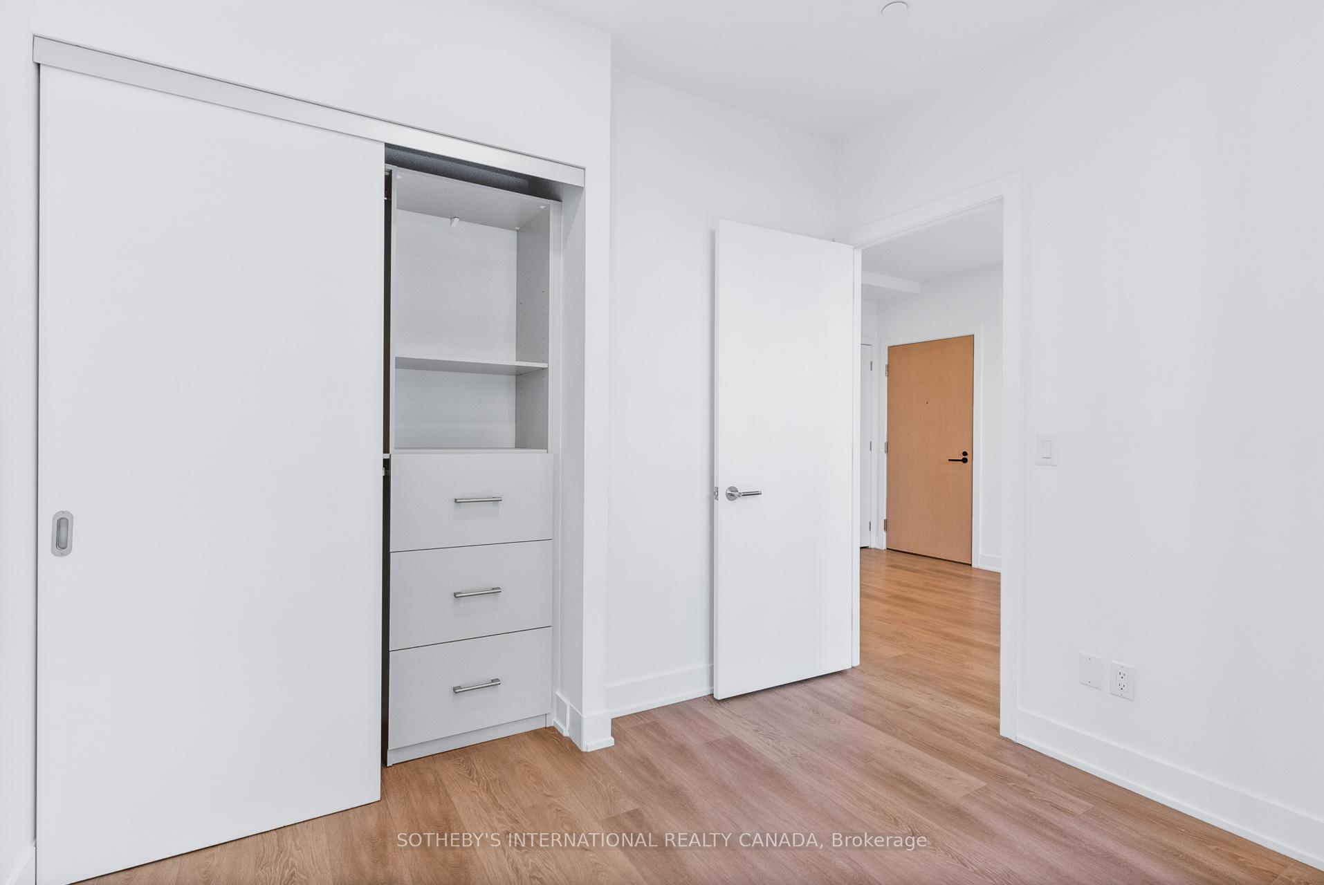 200 Redpath Avenue 305