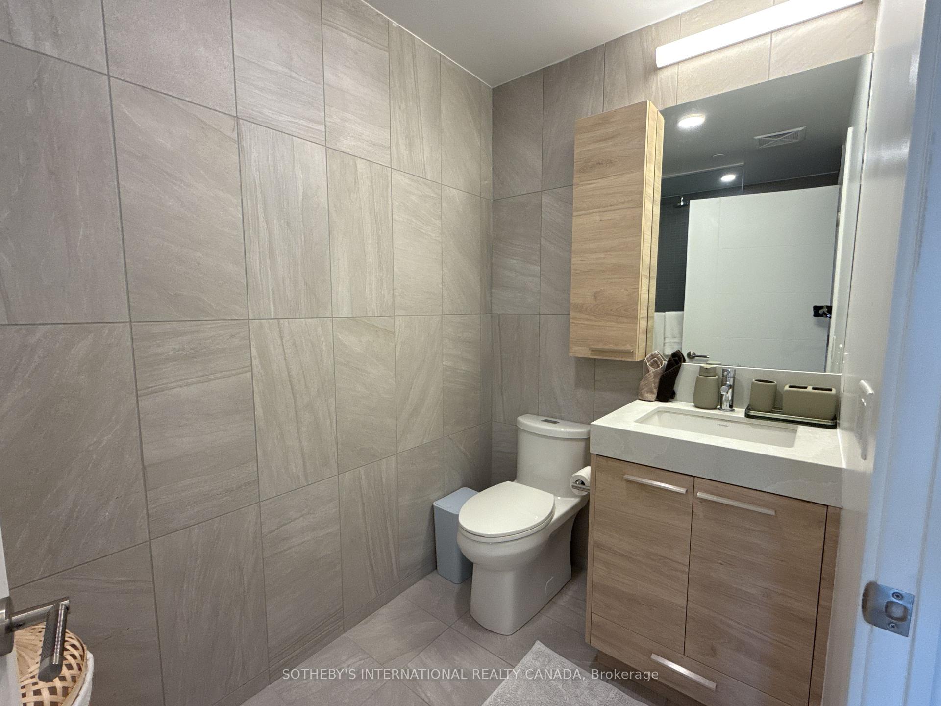 200 Redpath Avenue 804