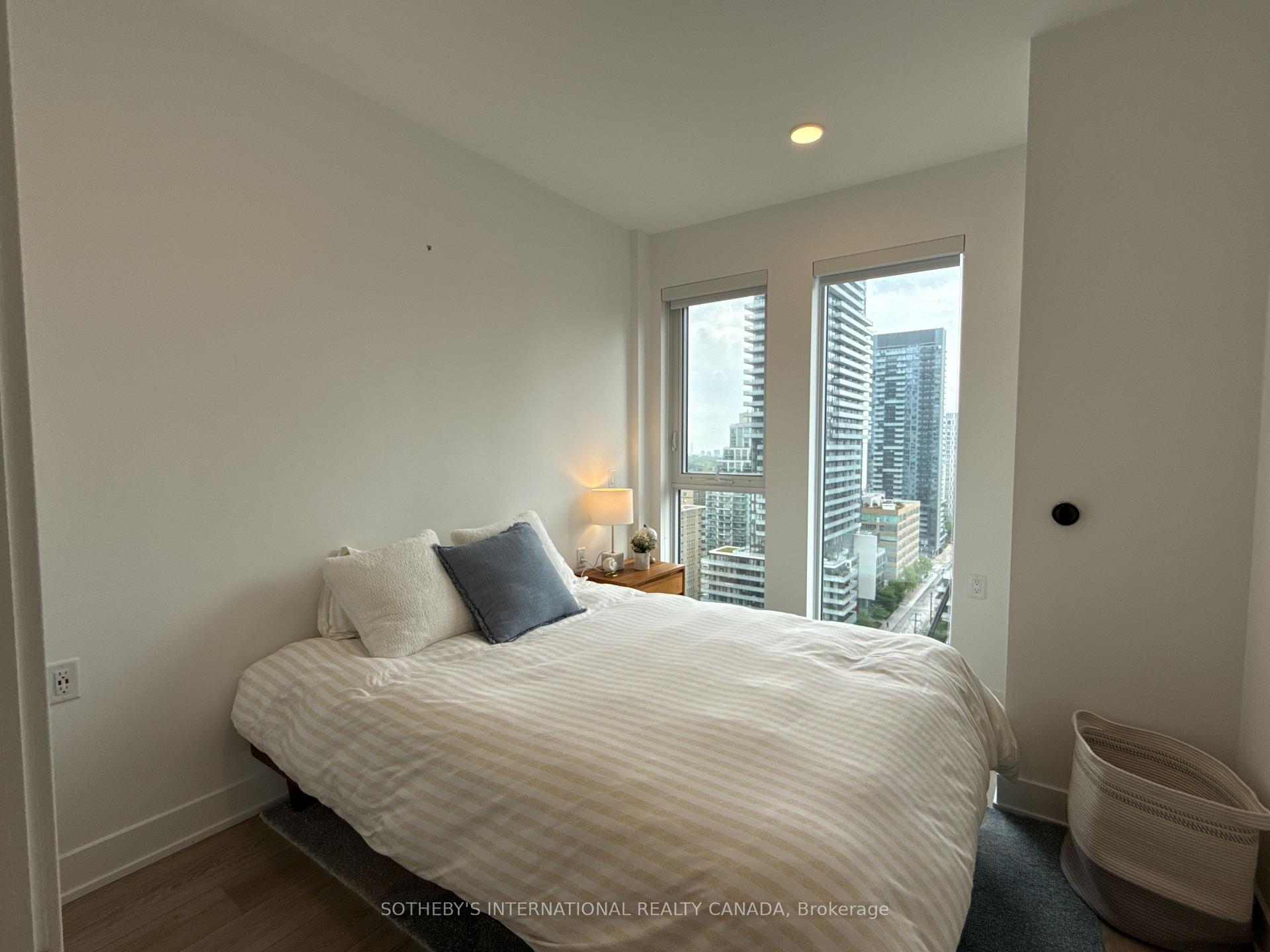 200 Redpath Avenue 804