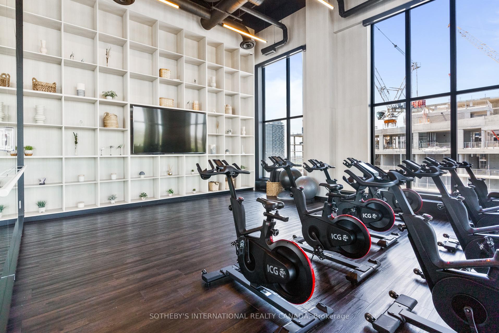 200 Redpath Avenue 804