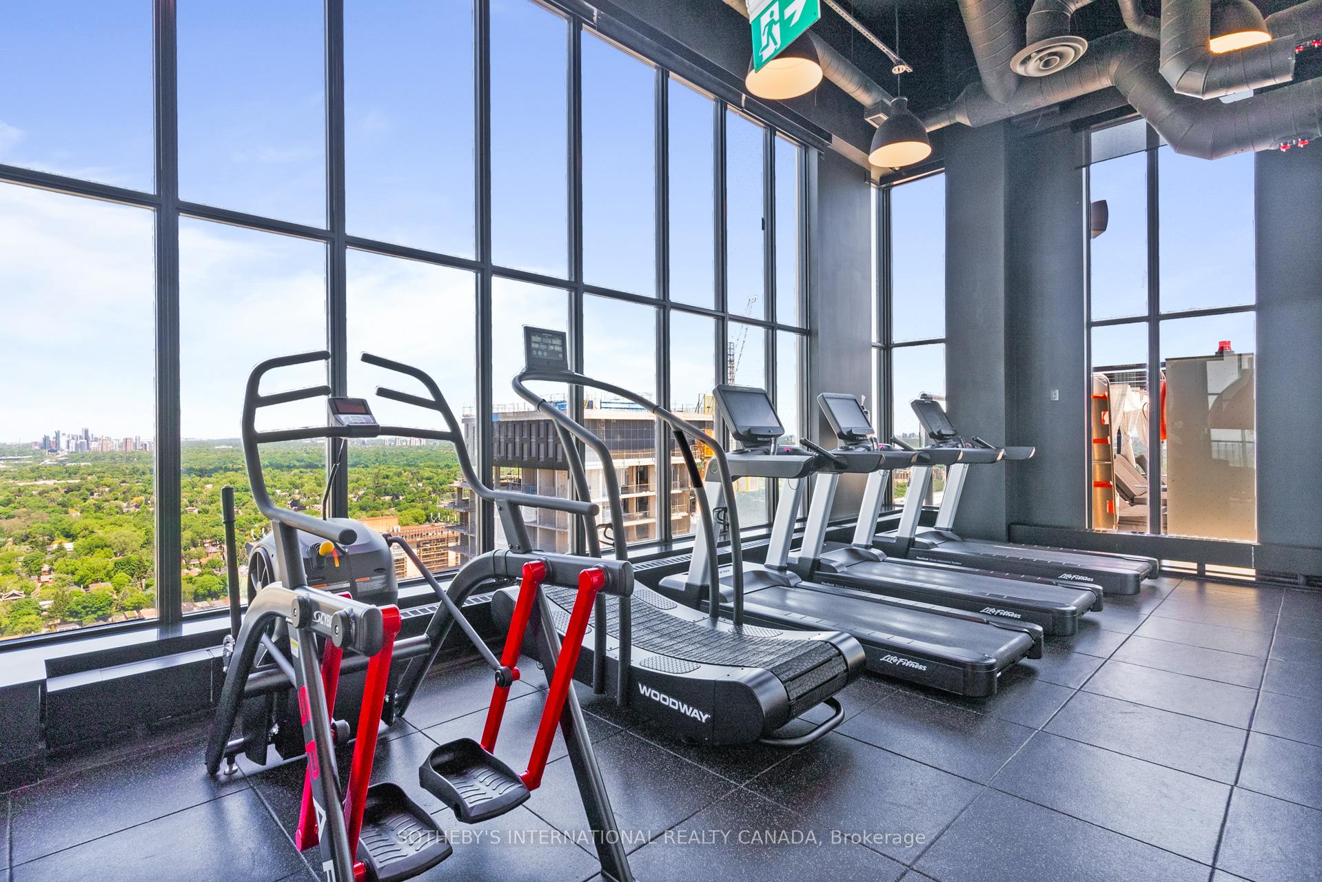 200 Redpath Avenue 509