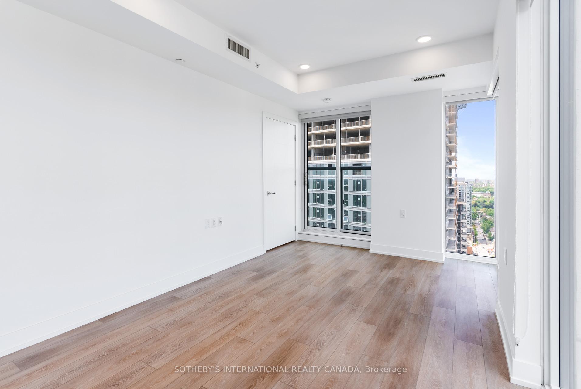 200 Redpath Avenue 509