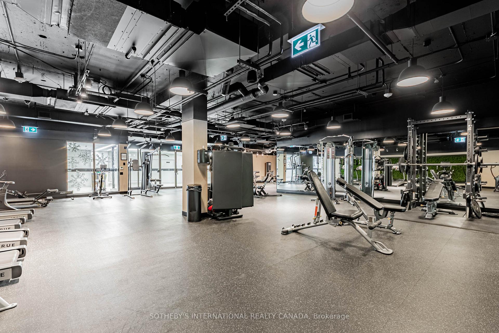 201 Sherbourne Street N0906