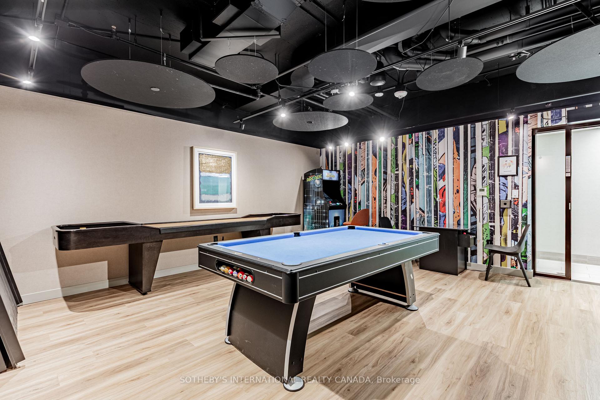 201 Sherbourne Street N0905