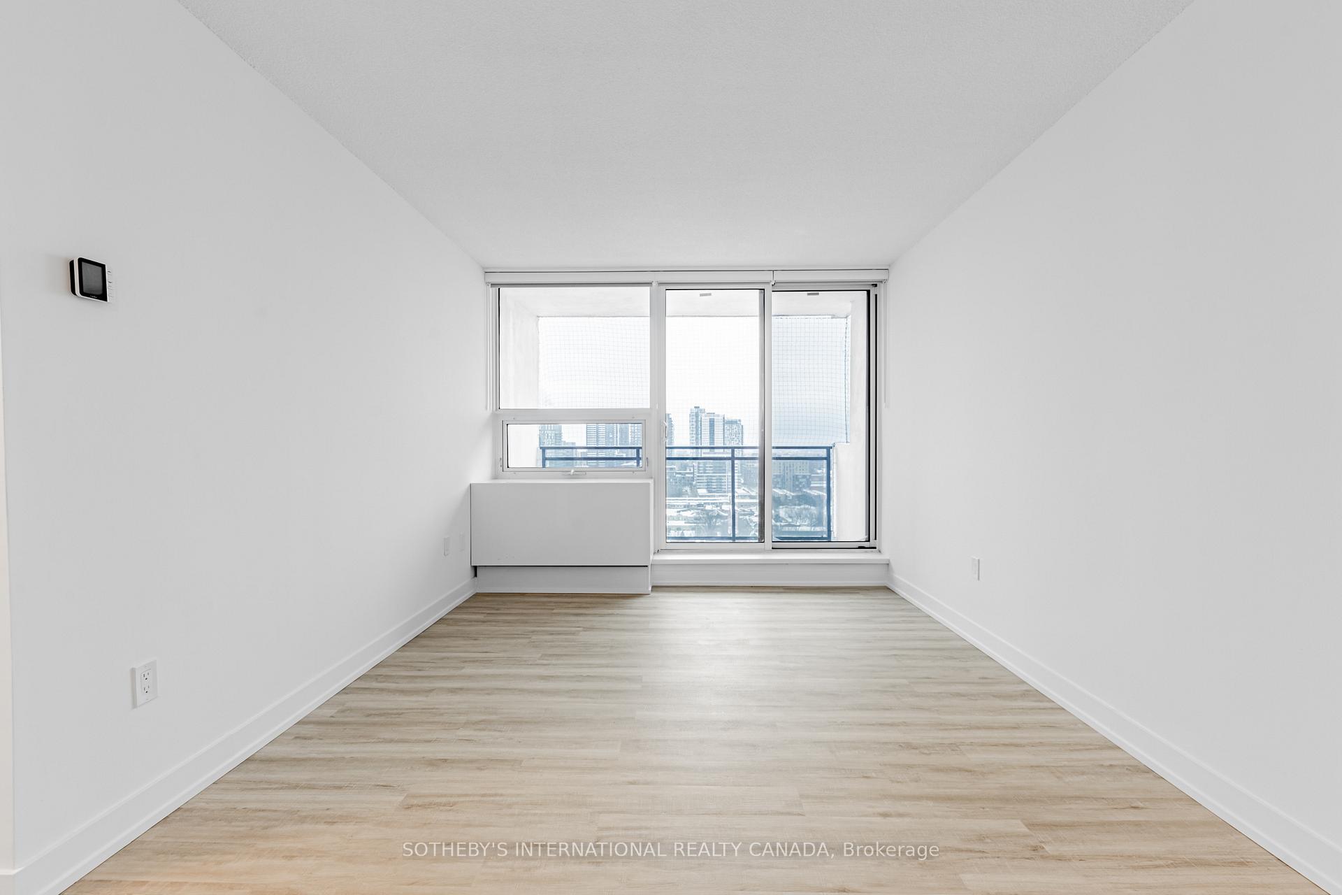 201 Sherbourne Street N0209