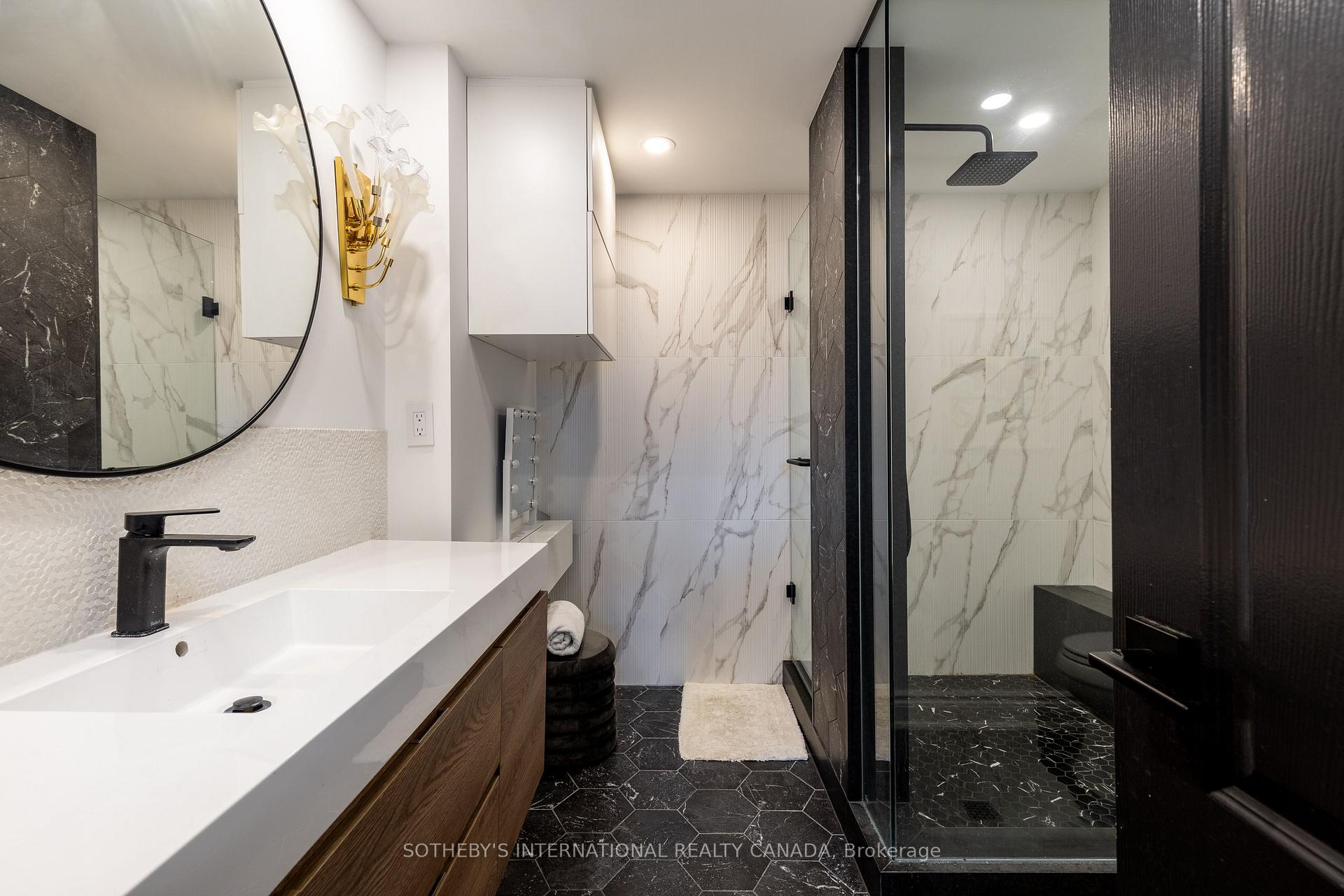 20 Collier Street 801