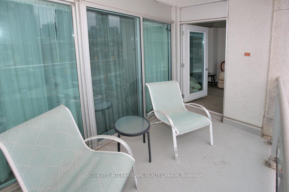 600 Queens Quay W 505