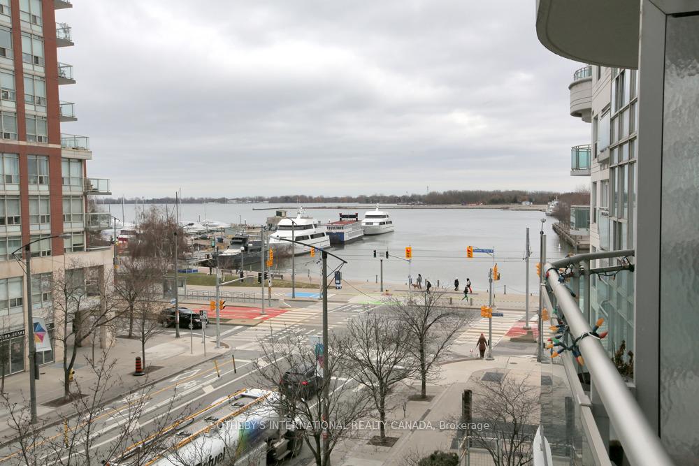 600 Queens Quay W 505