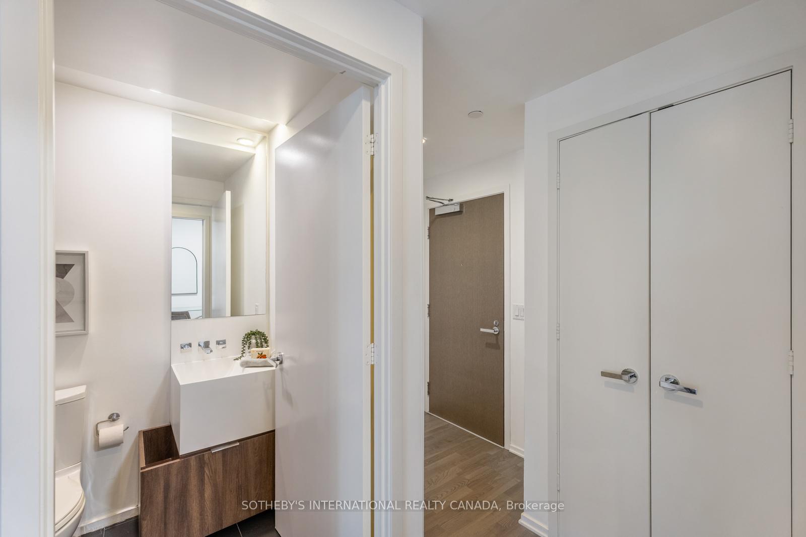 1 Bloor Street E 303