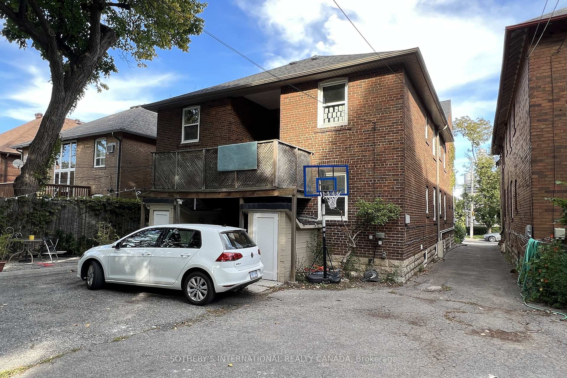 126 Braemar Avenue Upper