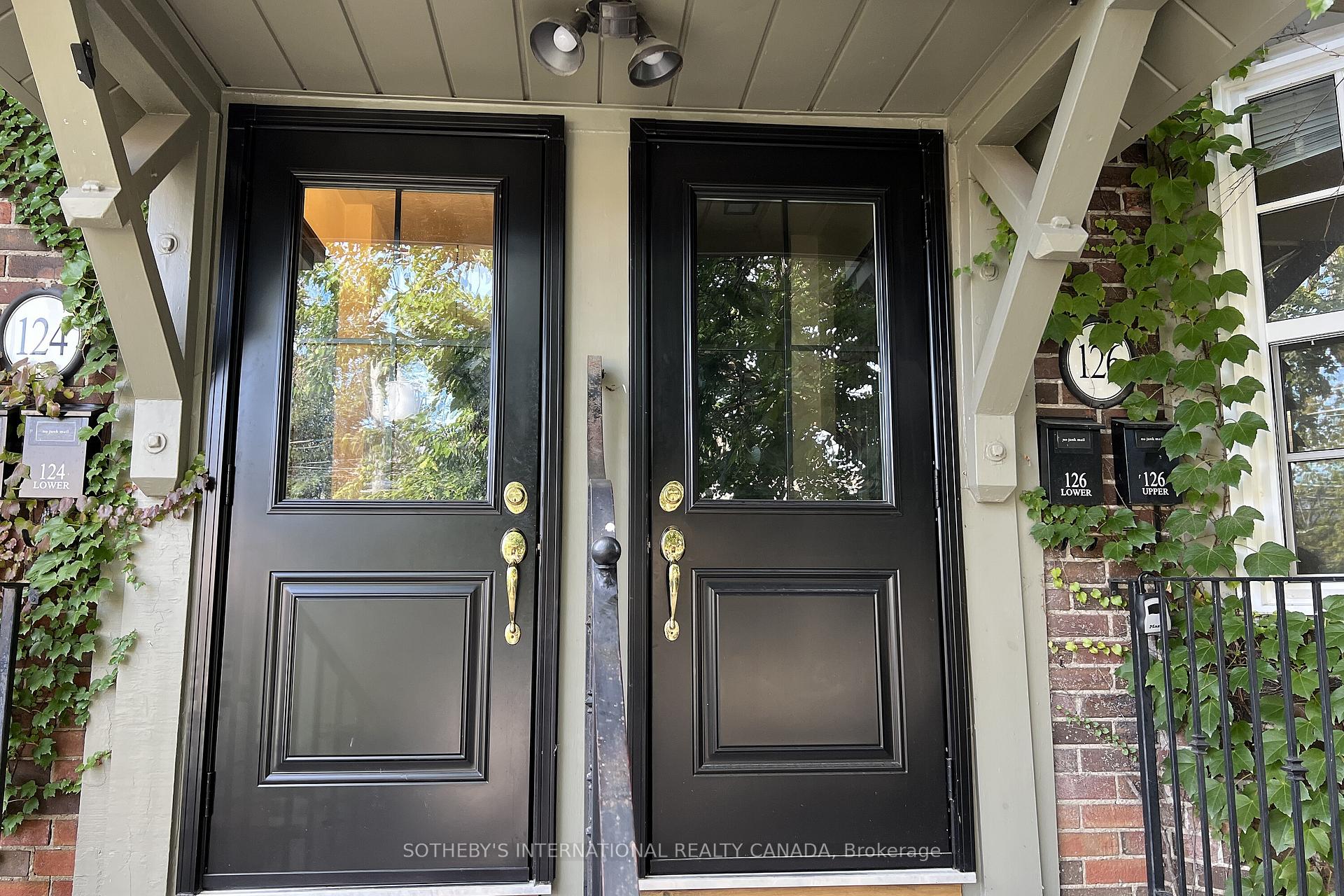 126 Braemar Avenue Upper