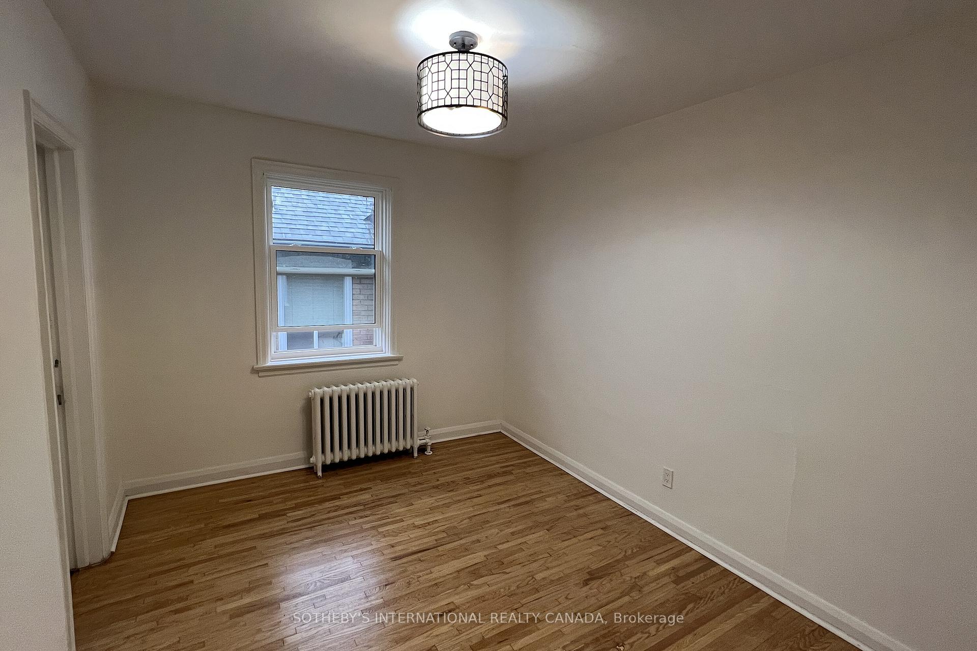 126 Braemar Avenue Upper