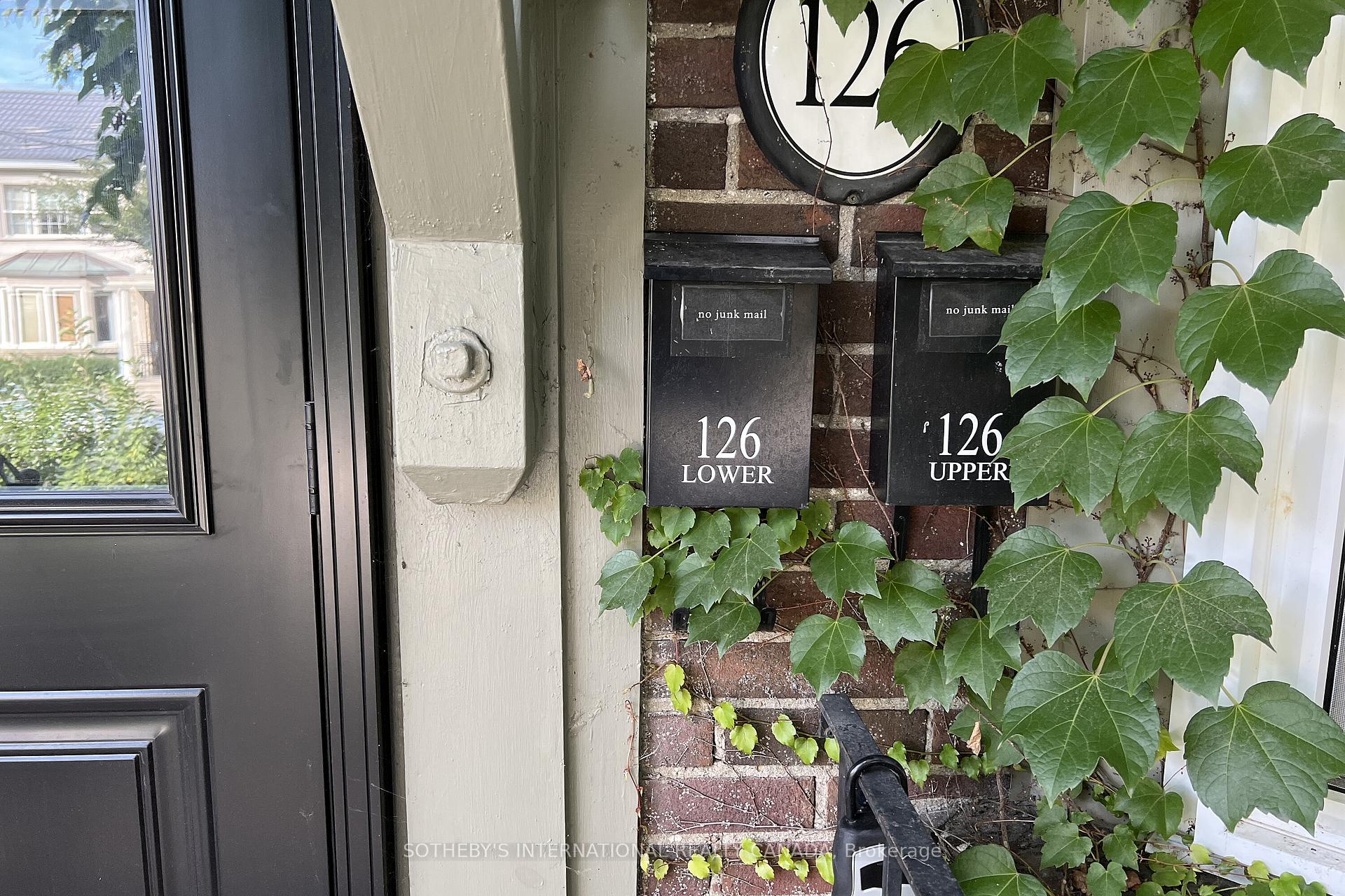 126 Braemar Avenue Upper