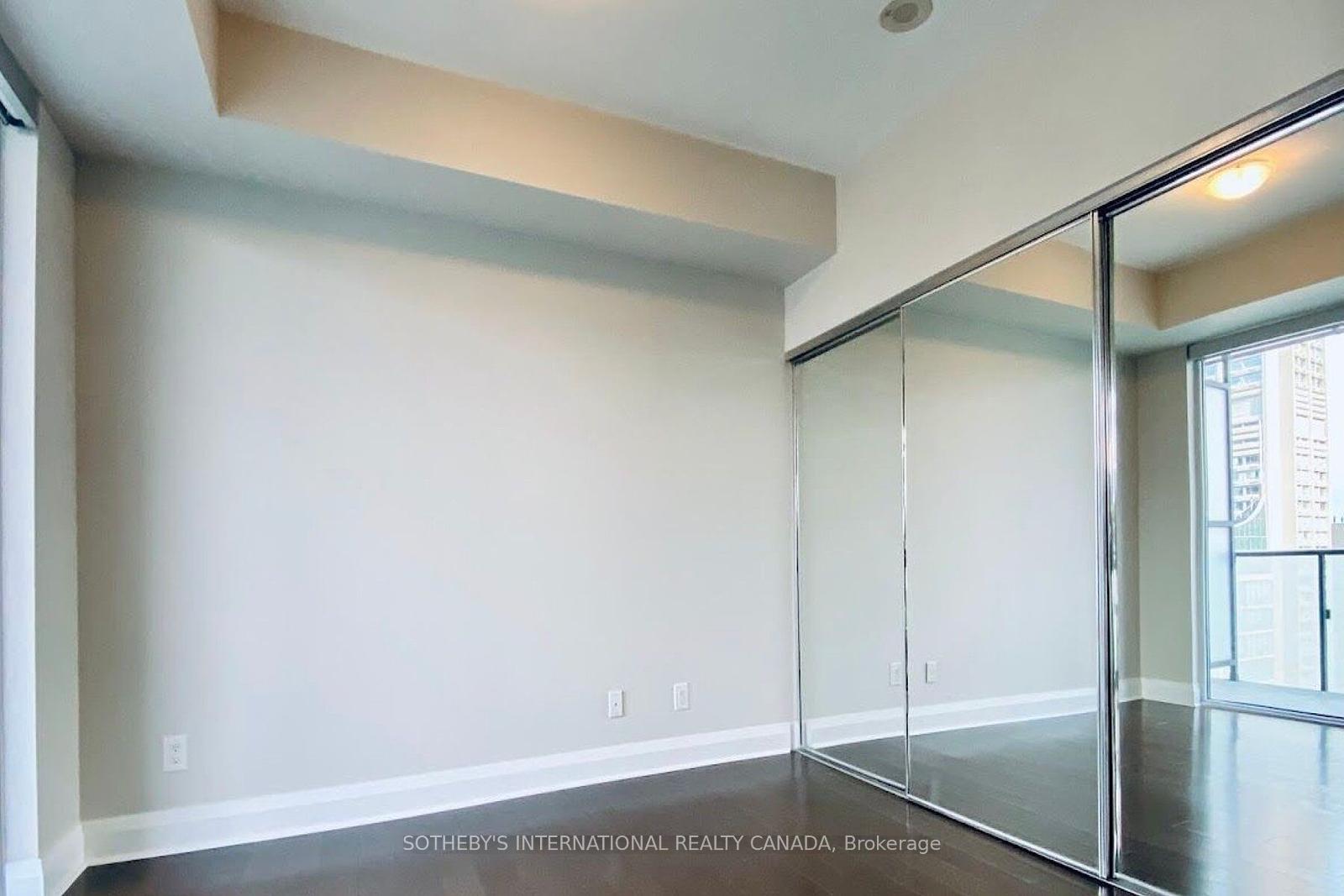 1080 Bay Street 2309