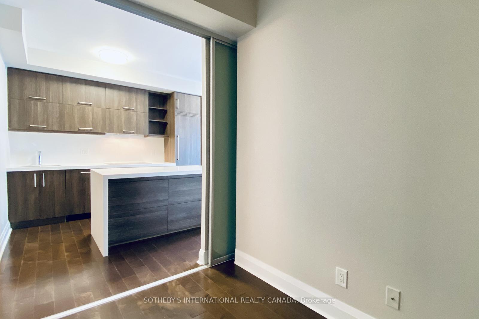 1080 Bay Street 2309