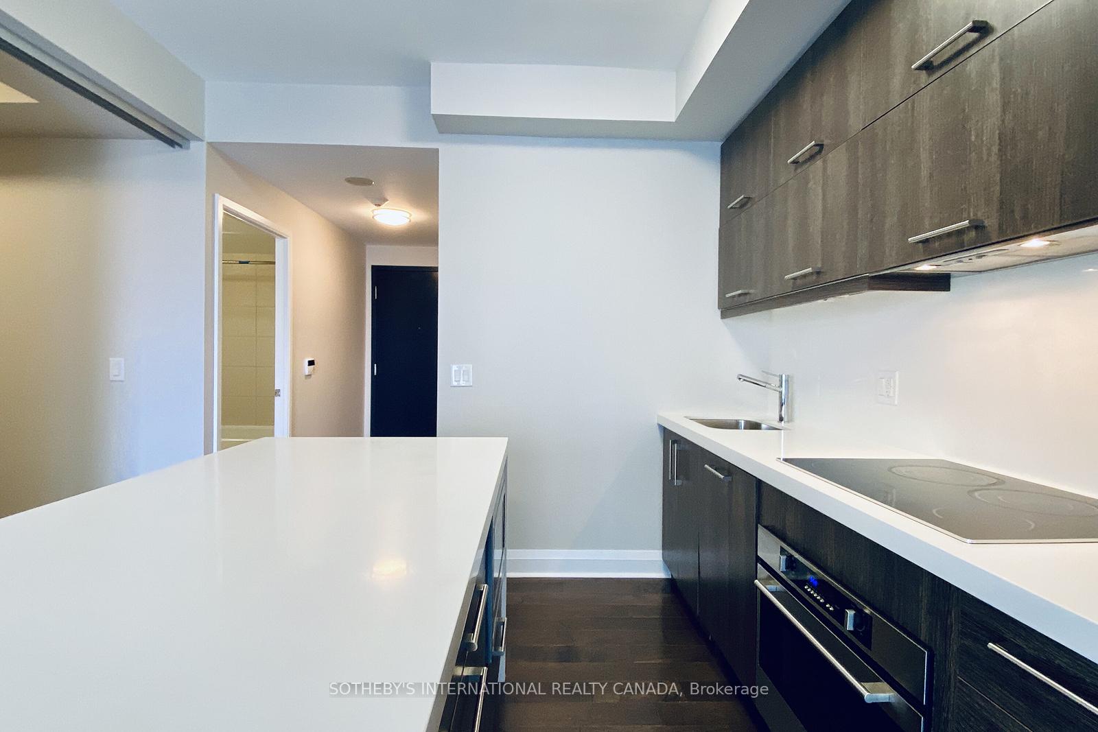 1080 Bay Street 2309