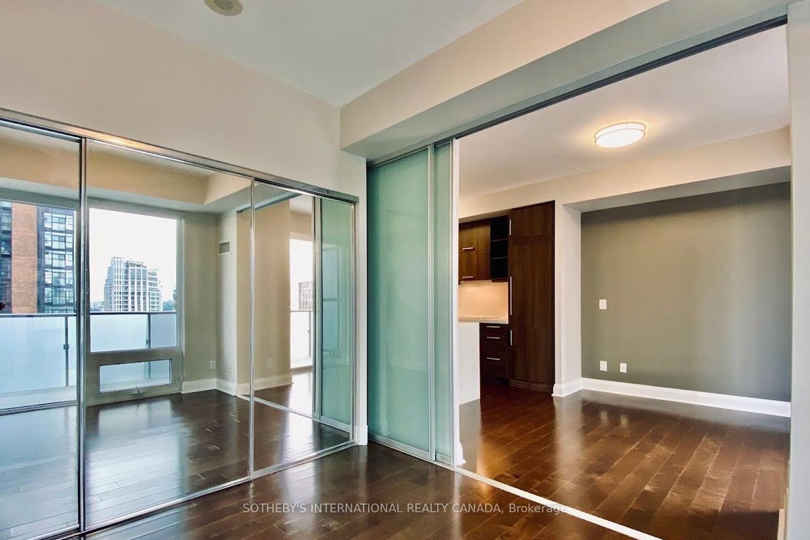 1080 Bay Street 2309