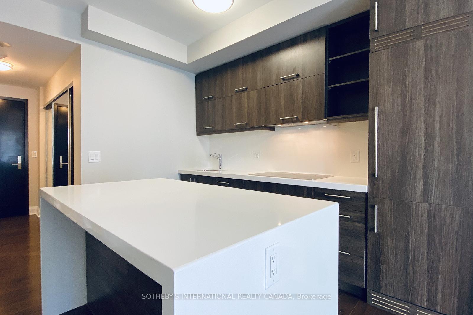 1080 Bay Street 2309