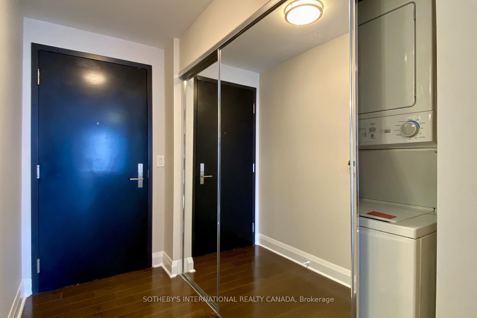 1080 Bay Street 2309