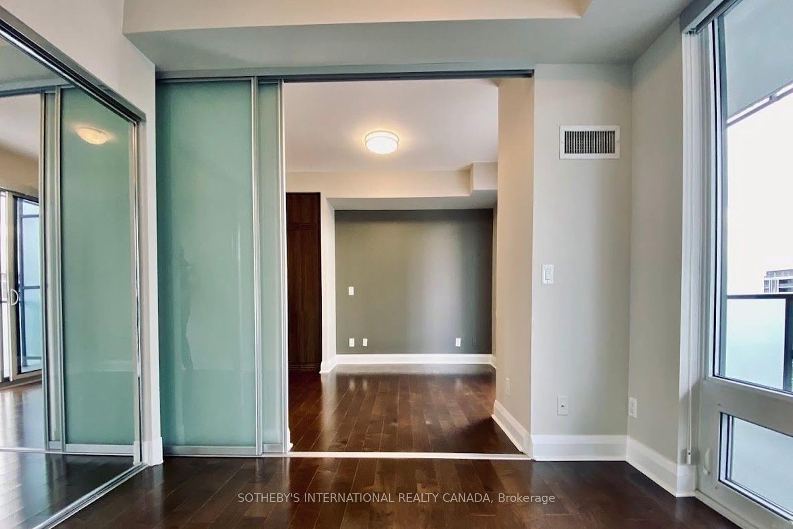 1080 Bay Street 2309