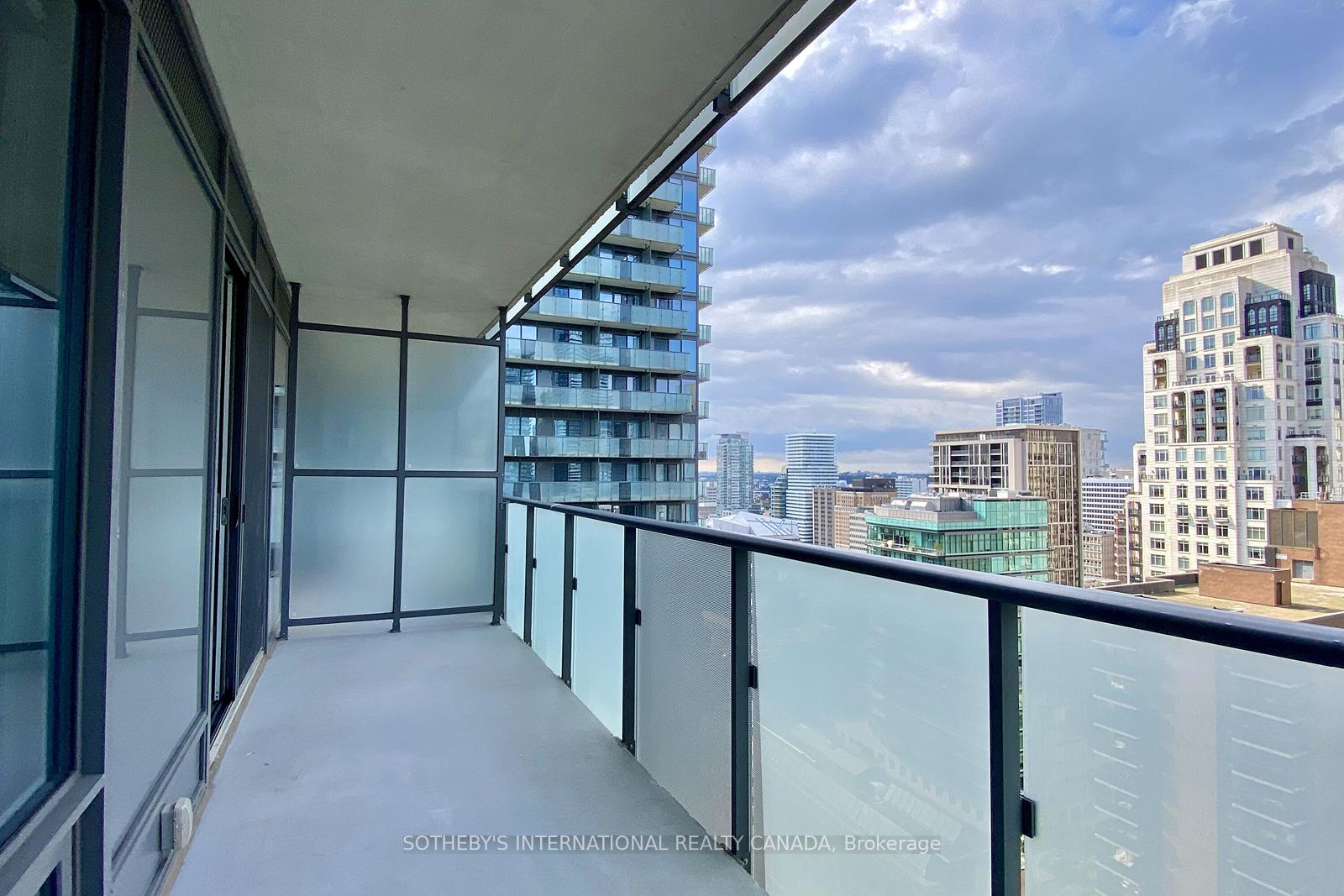 1080 Bay Street 2309