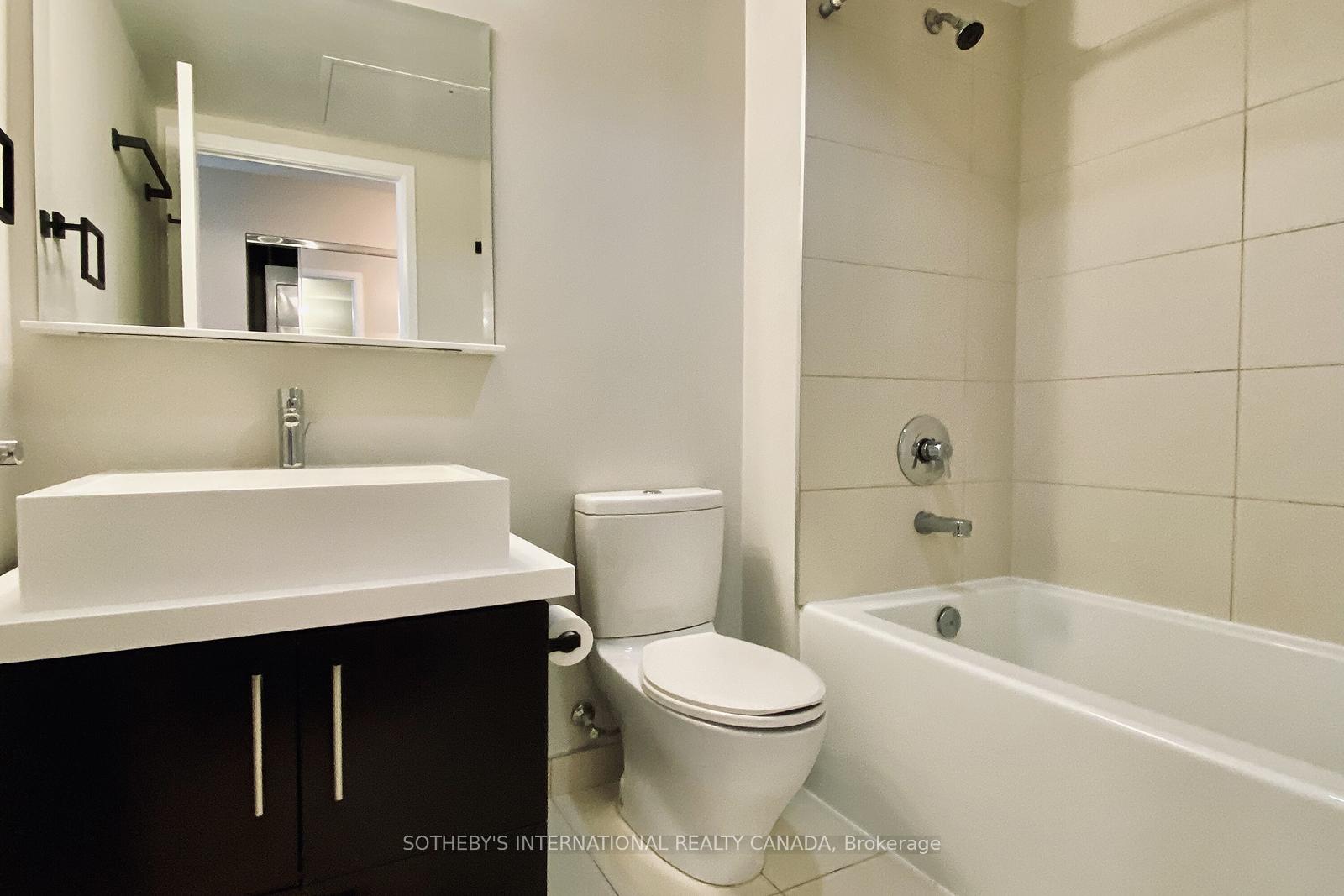 1080 Bay Street 2309