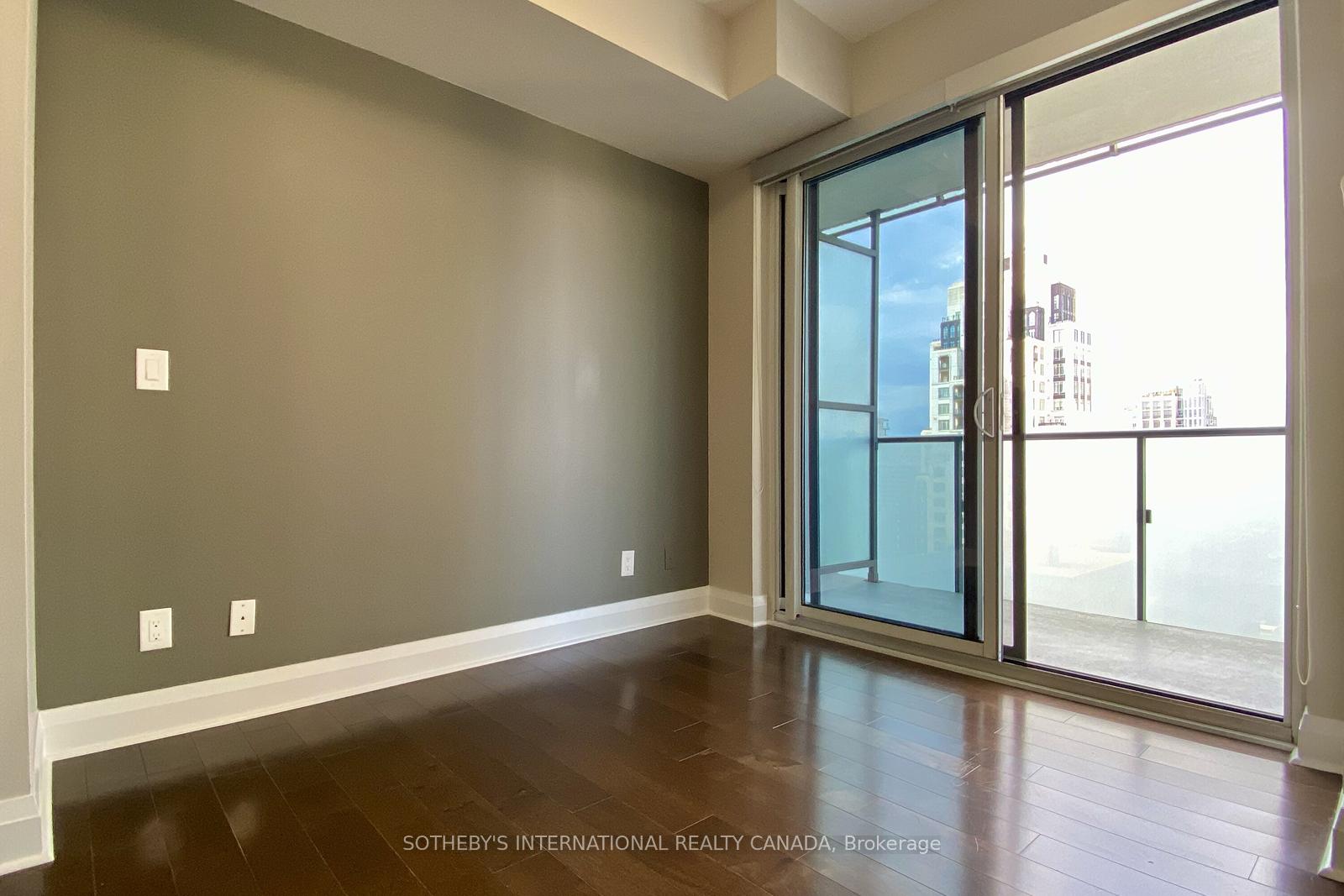 1080 Bay Street 2309