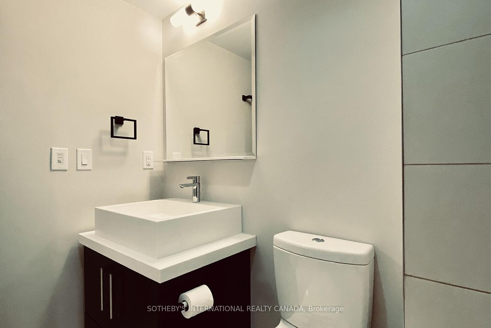 1080 Bay Street 2309