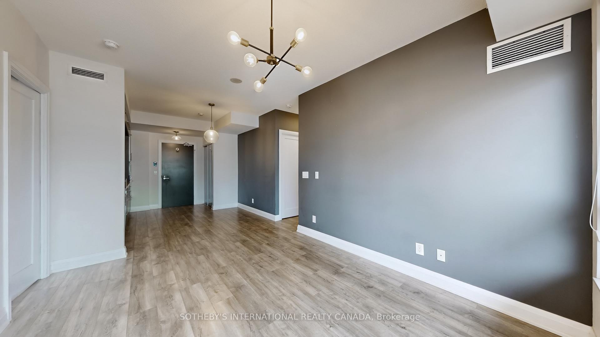 2 Anndale Drive 411