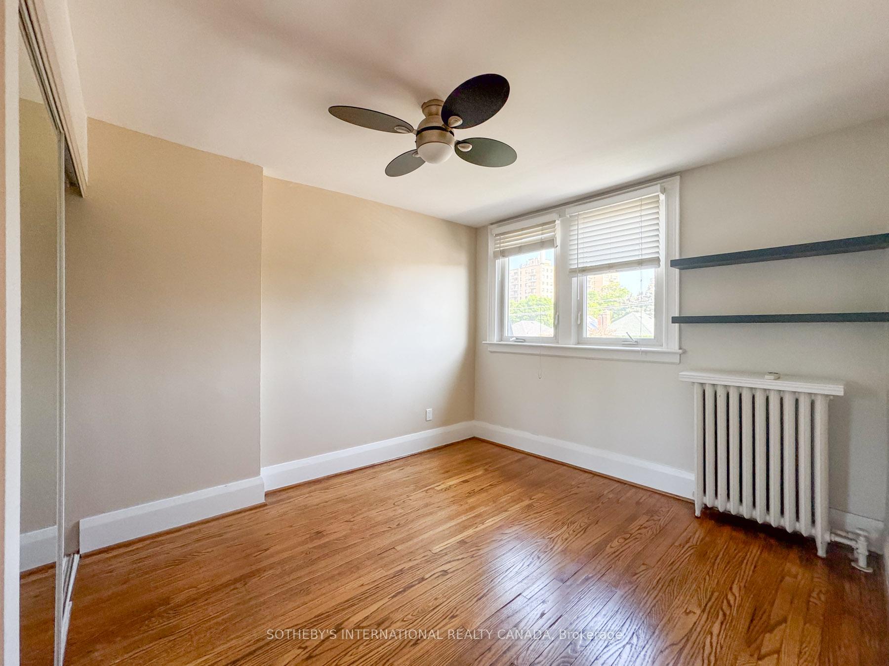 48 Lawrence Avenue W