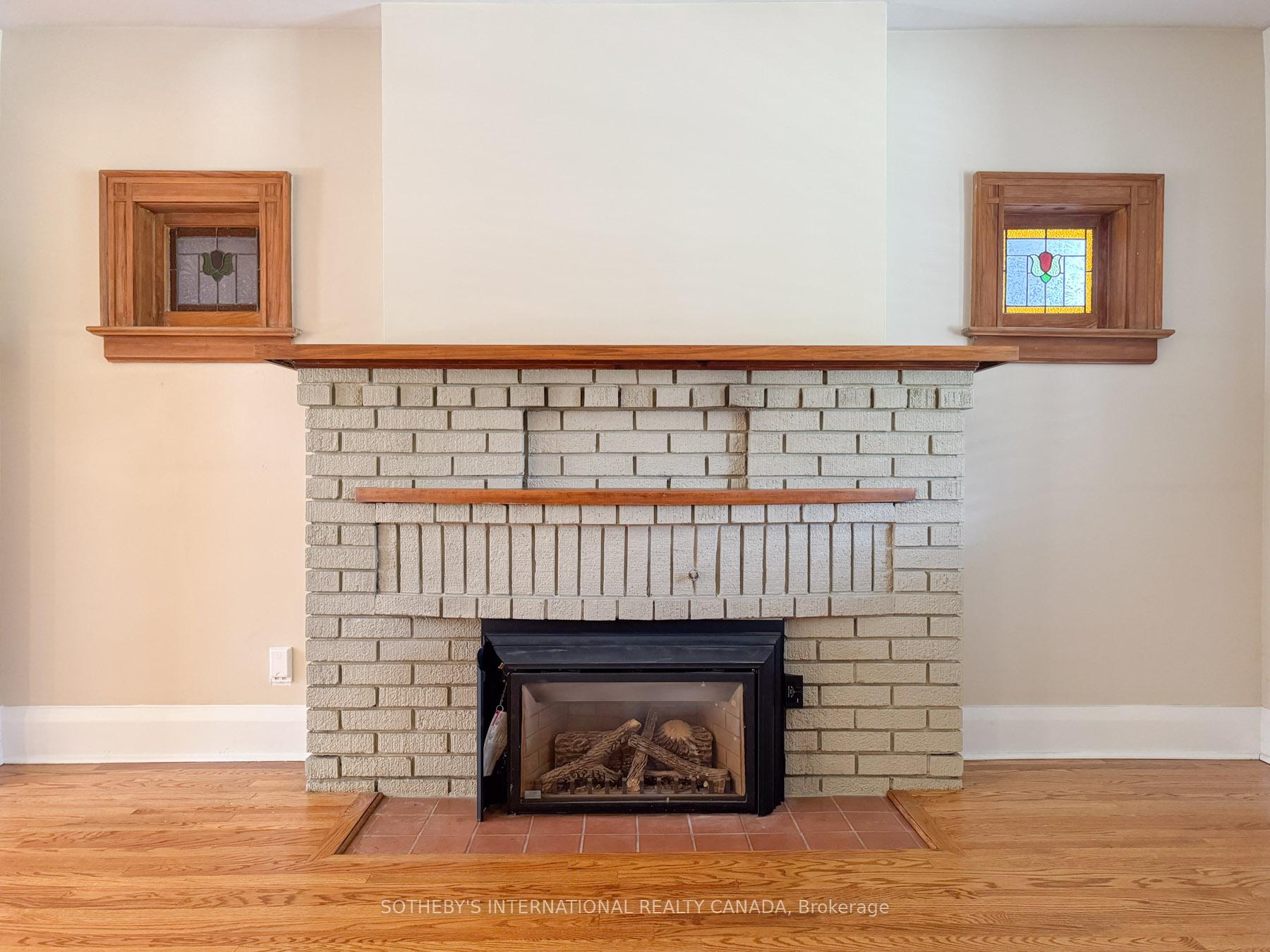 48 Lawrence Avenue W