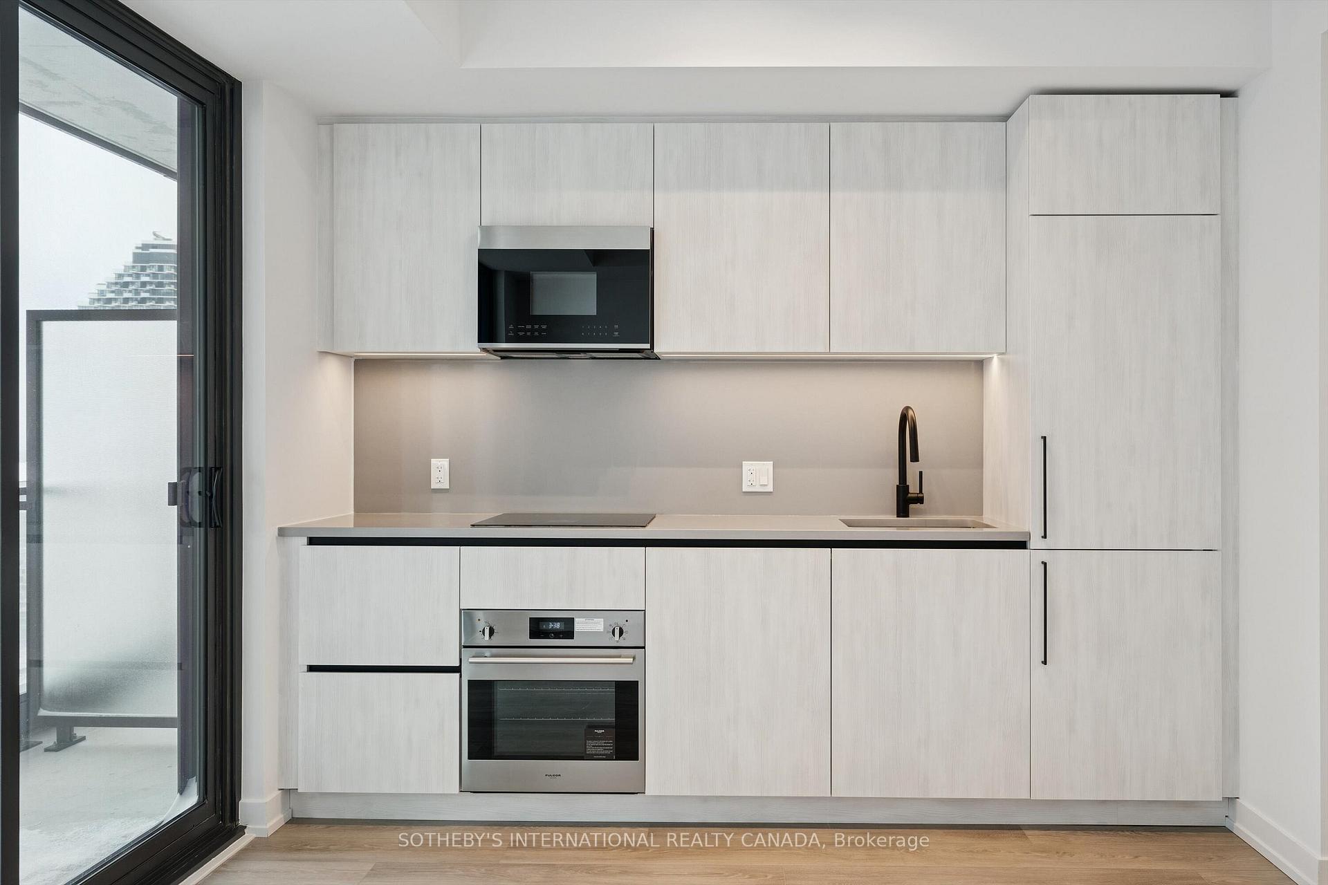 35 Parliament Street 2503