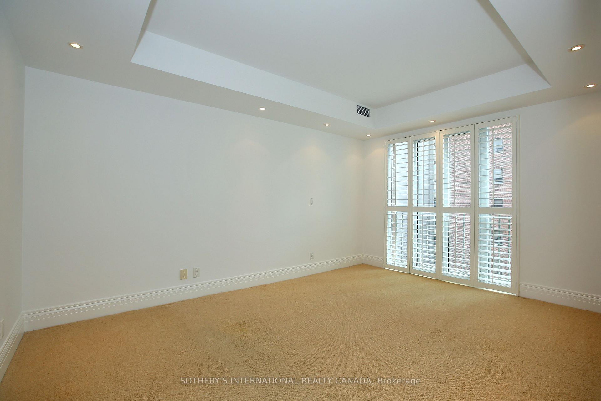 33 Delisle Avenue 809