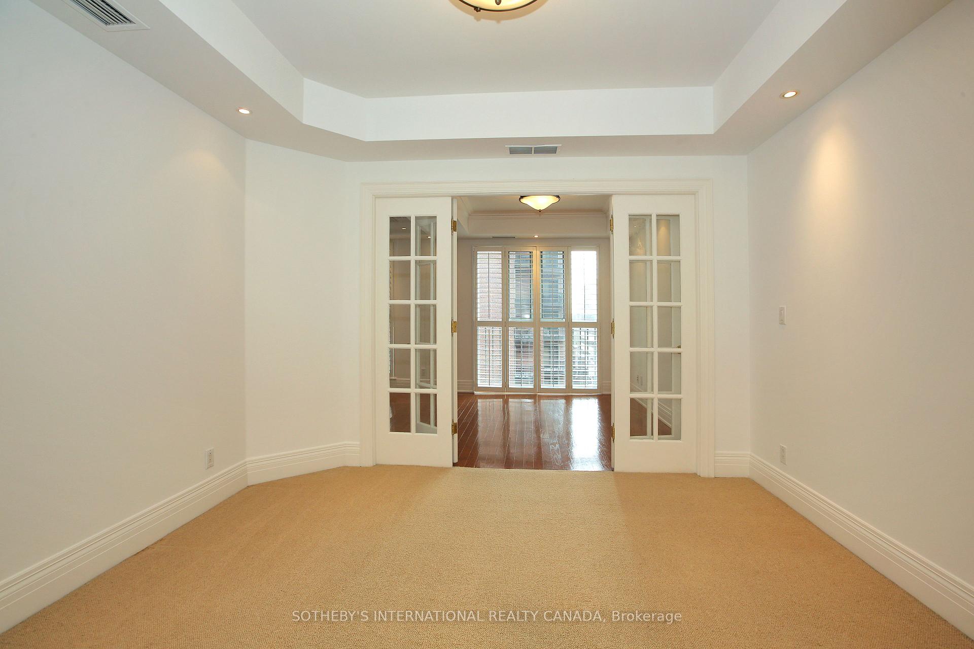 33 Delisle Avenue 809